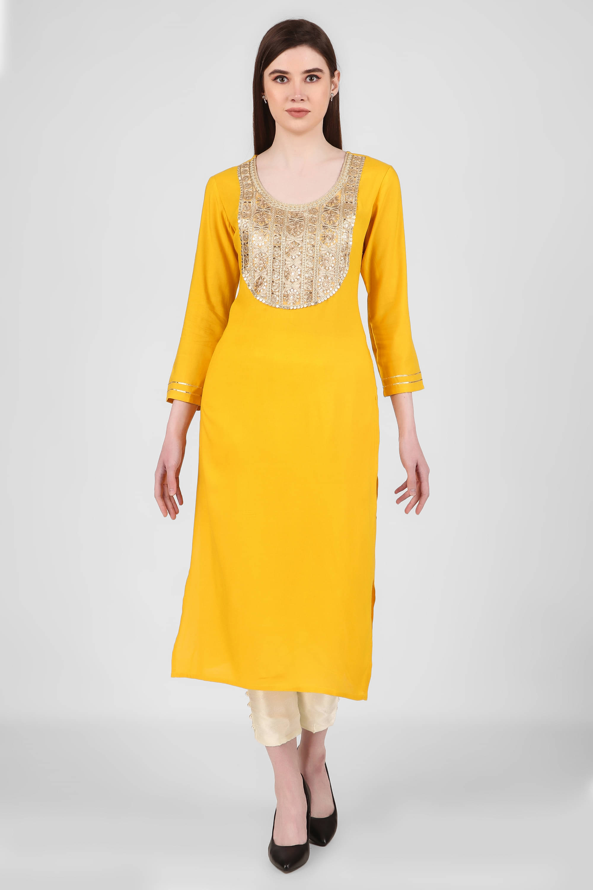     			ravishree Rayon Embellished Straight Women's Kurti - Mustard ( Pack of 1 )
