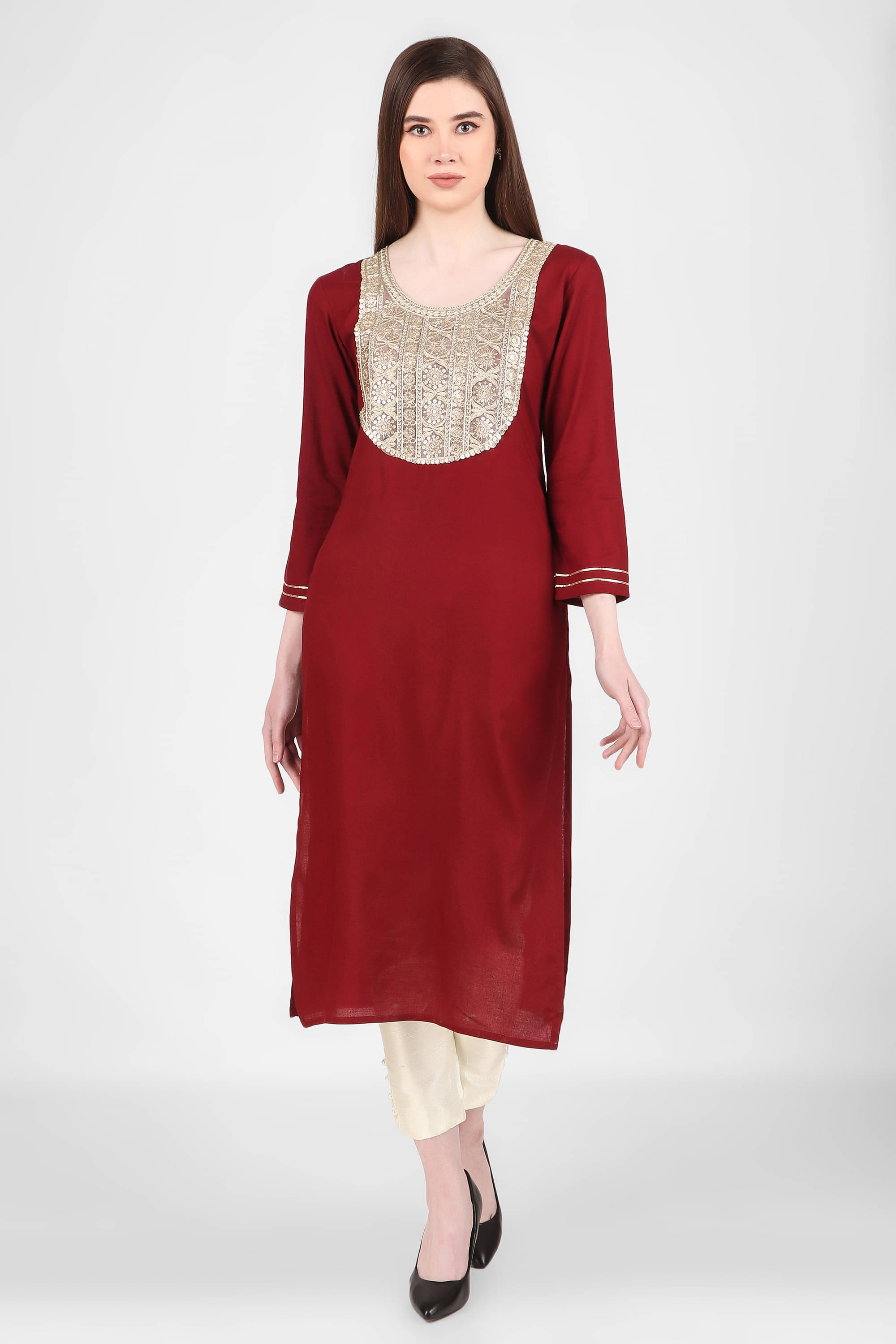     			ravishree Rayon Embellished Straight Women's Kurti - Maroon ( Pack of 1 )