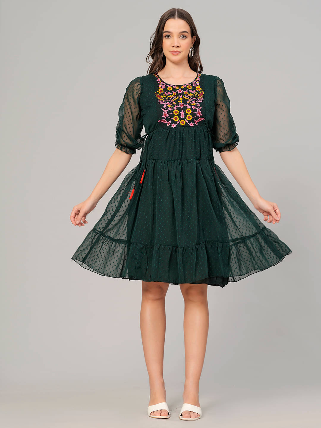 HIGHLIGHT FASHION EXPORT Women Crepe Printed Fit & Flare Dress ( Green ) HIGHLIGHT FASHION EXPORT Women Crepe Printed Fit & Flare Dress ( Green )