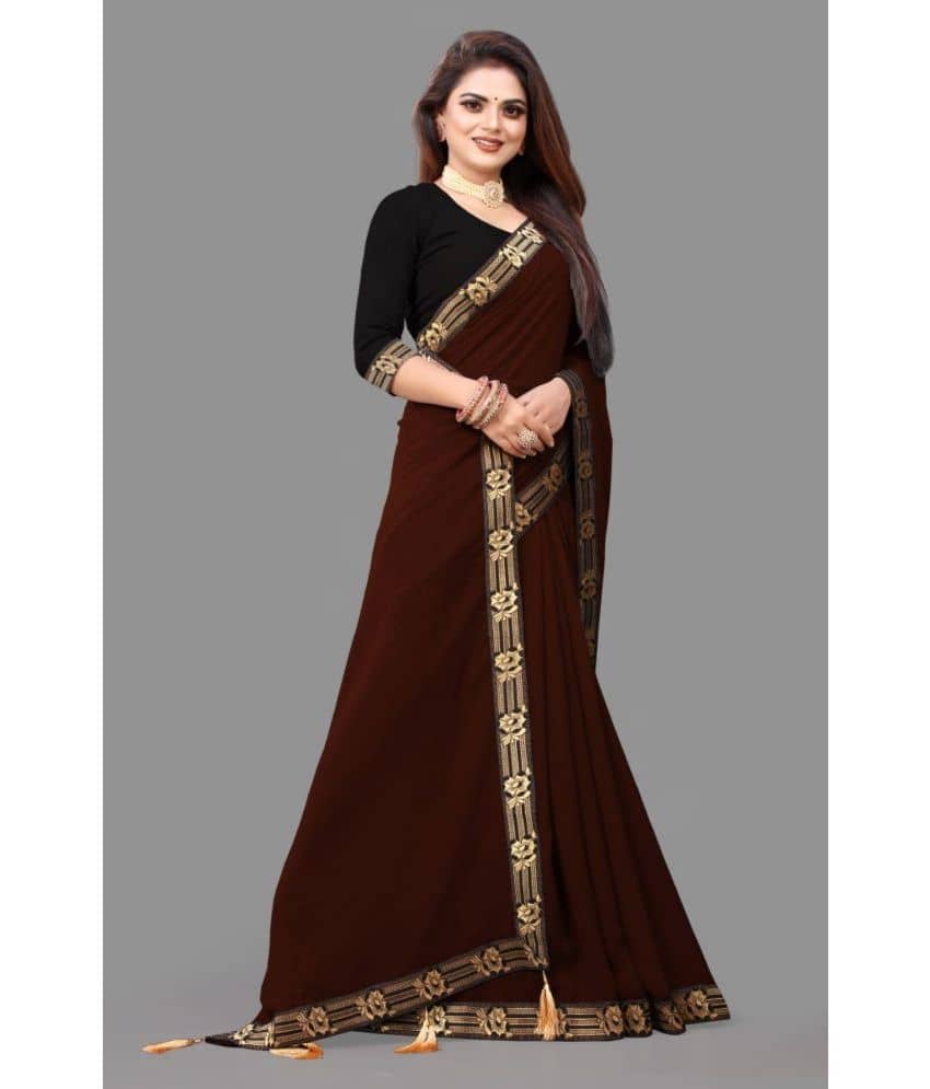 Novel Georgette Solid Saree With Unstitched Blouse Piece ( Brown )