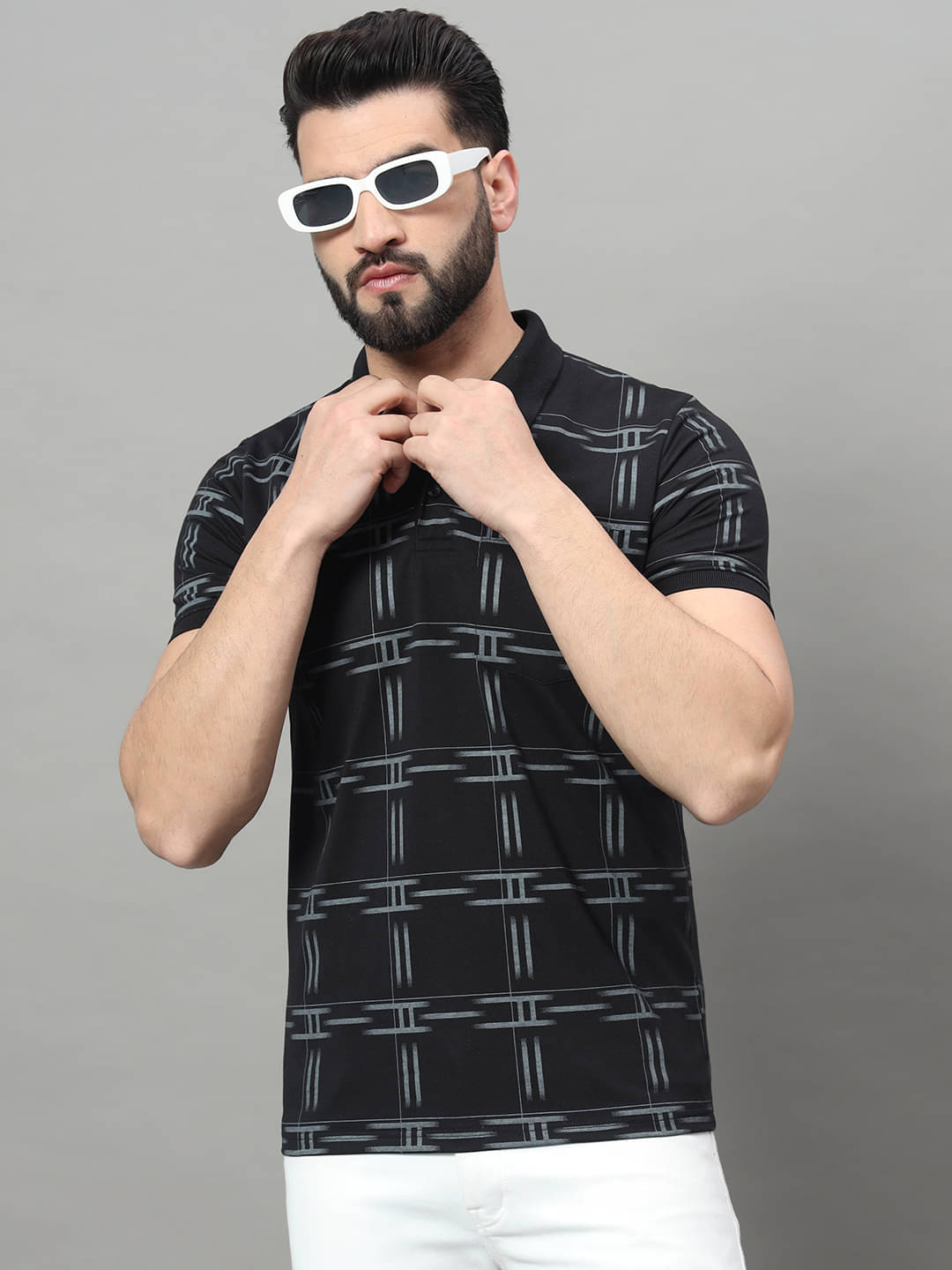 OGEN Pack of 1 Cotton Blend Regular Fit Printed Half Sleeves Men's Polo T Shirt ( Black ) OGEN Pack of 1 Cotton Blend Regular Fit Printed Half Sleeves Men's Polo T Shirt ( Black )