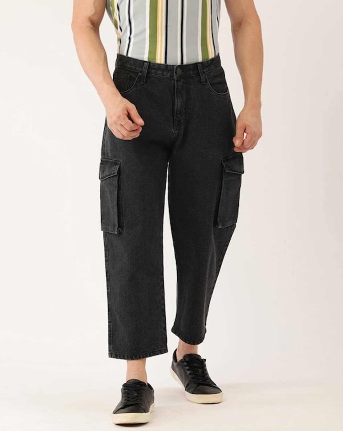 Bene Kleed Men Pure Cotton Loose Crop Cargo Jeans - Jeans | Buy online on ZillyBuy