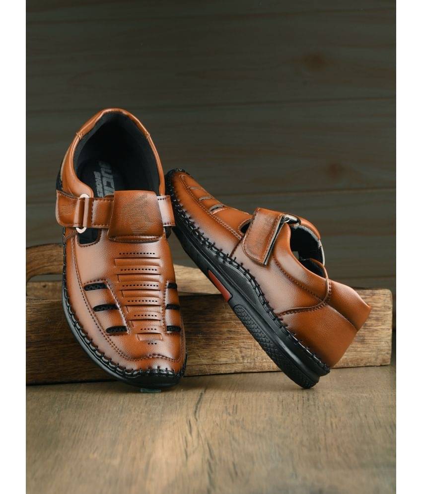     			Bucik - Tan Men's Sandals