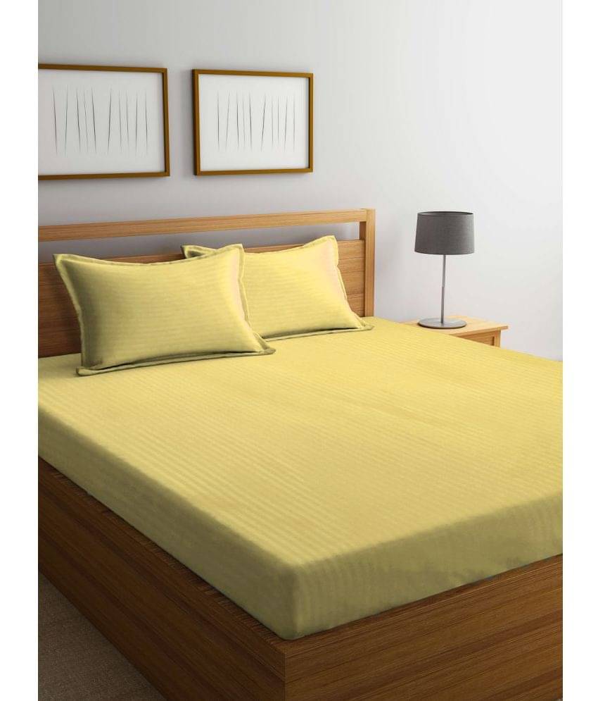     			Klotthe Poly Cotton 1 Double King Bedsheet with 2 Pillow Covers ( Yellow )