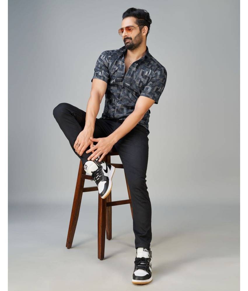 Somore Cotton Blend Regular Fit Printed Half Sleeves Men's Casual Shirt - Black ( Pack of 1 ) Somore Cotton Blend Regular Fit Printed Half Sleeves Men's Casual Shirt - Black ( Pack of 1 )