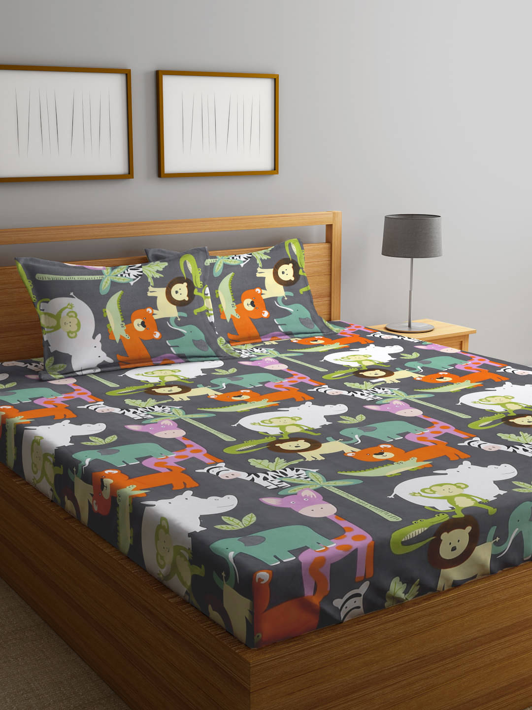     			Klotthe Poly Cotton Animal Fitted 1 Bedsheet with 2 Pillow Covers ( King Size ) - Multi
