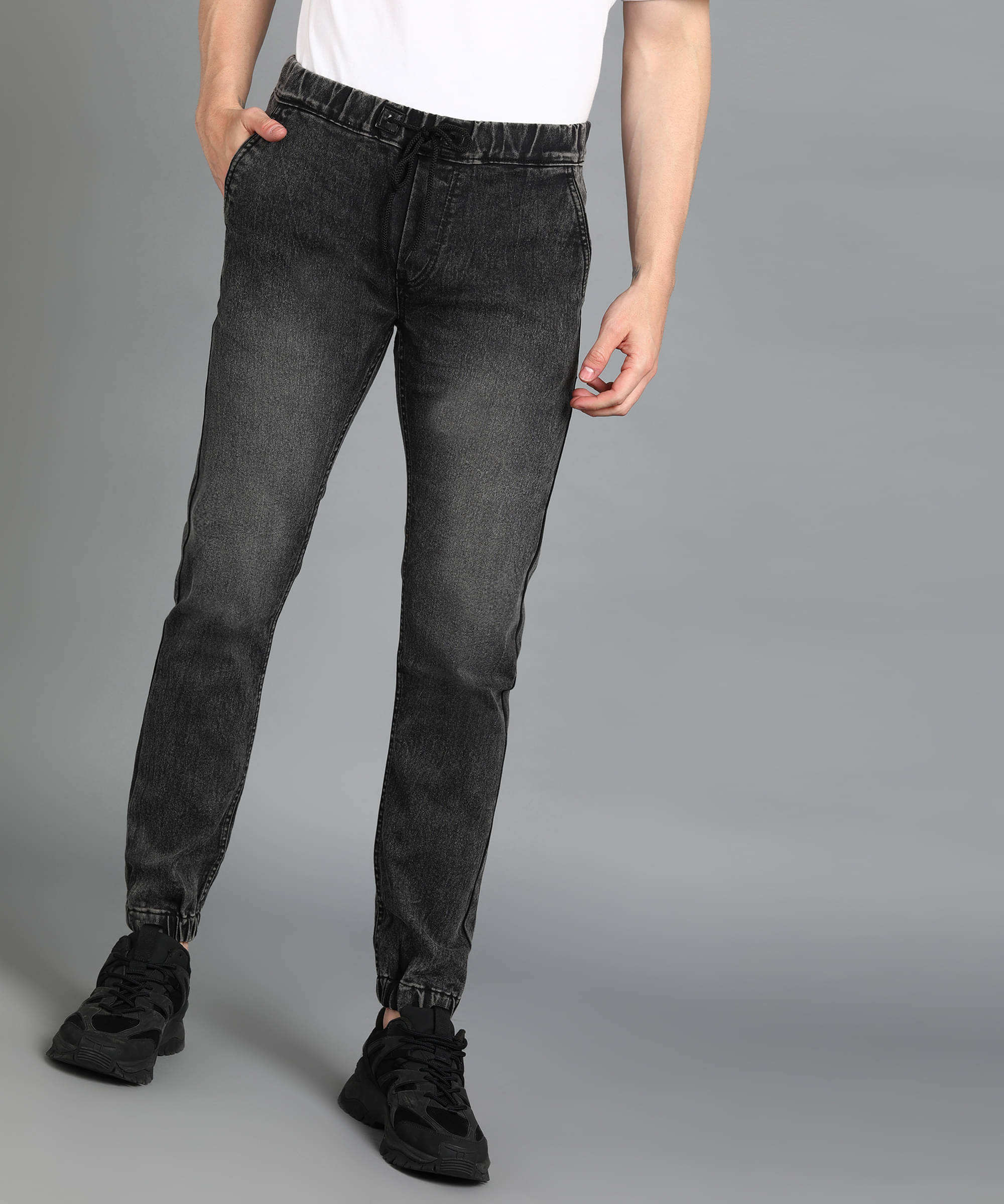     			Urbano Fashion Slim Fit Washed Men's Jeans - Black ( Pack of 1 )