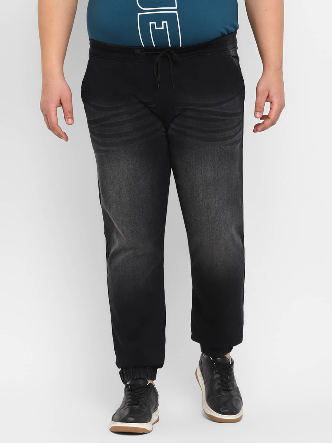 Urbano Plus Regular Fit Washed Men's Jeans - Black ( Pack of 1 ) Urbano Plus Regular Fit Washed Men's Jeans - Black ( Pack of 1 )