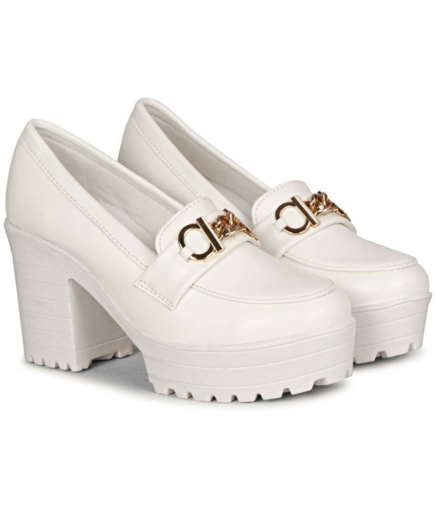     			Commander White Women's Pumps Heels