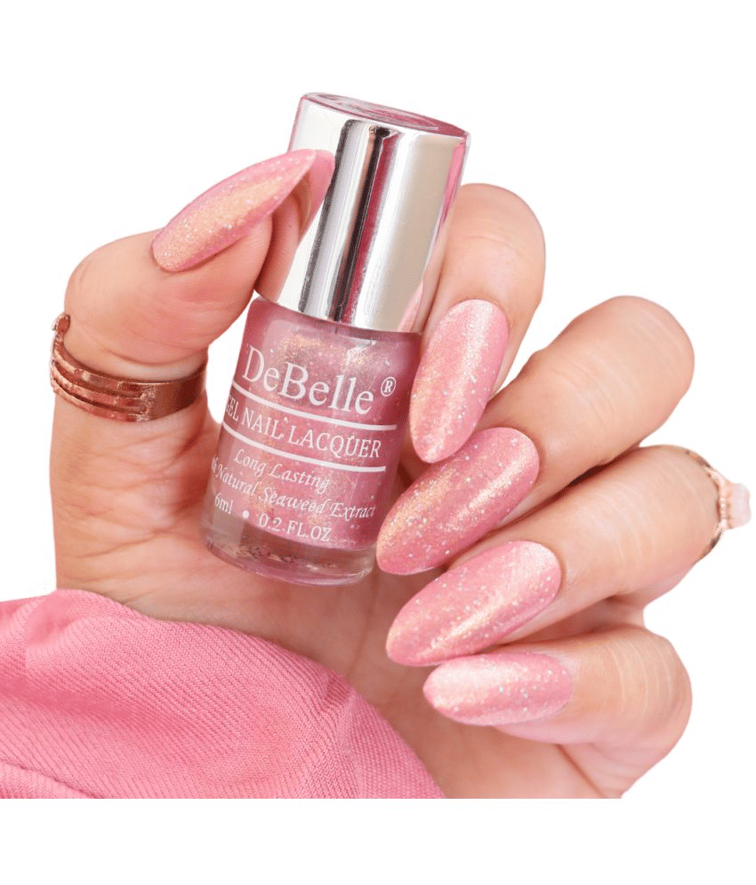 DeBelle  Magnetic Madelyn Glitter Nail Polish 6 ( Pack of 1 )