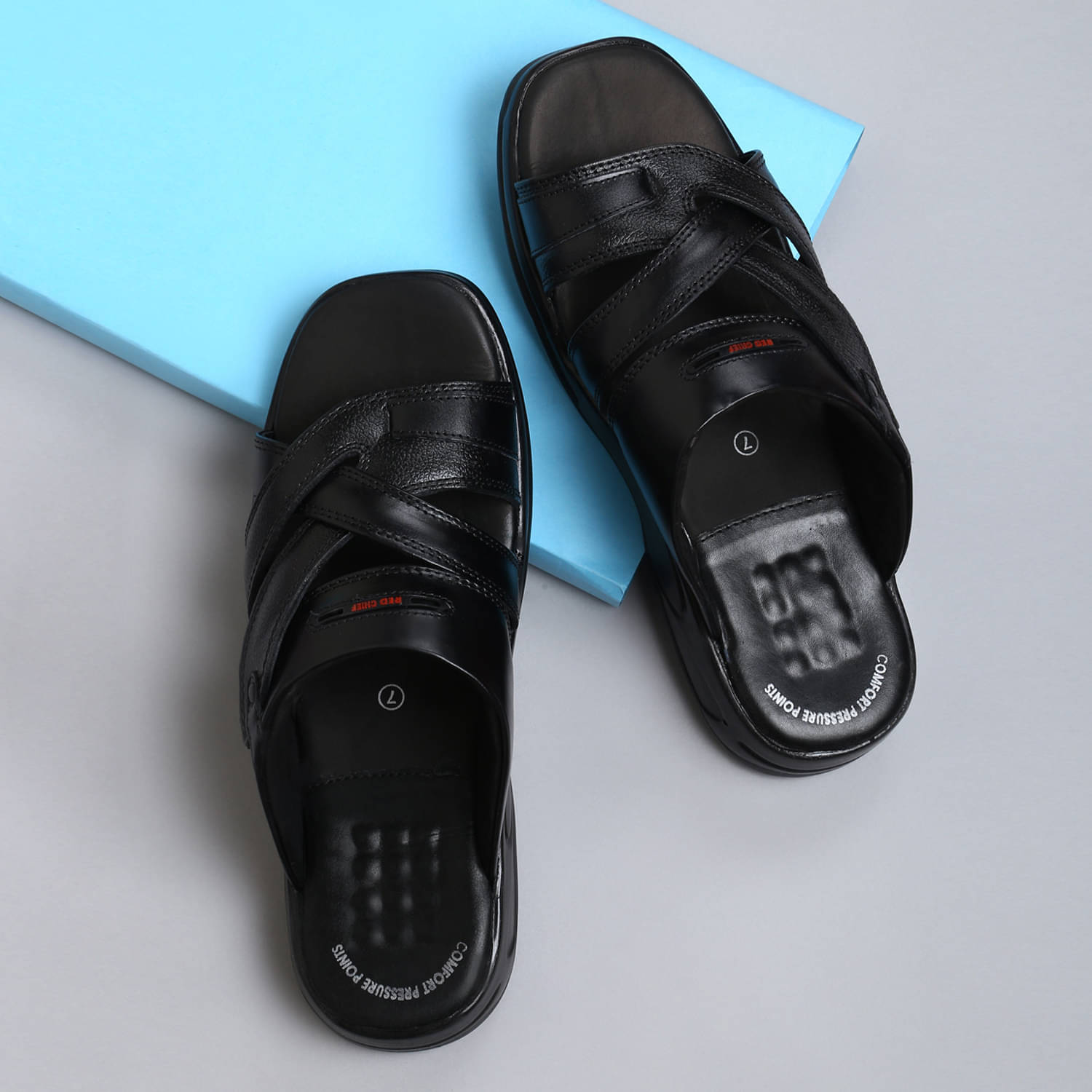     			Red Chief Black Men's Leather Slipper