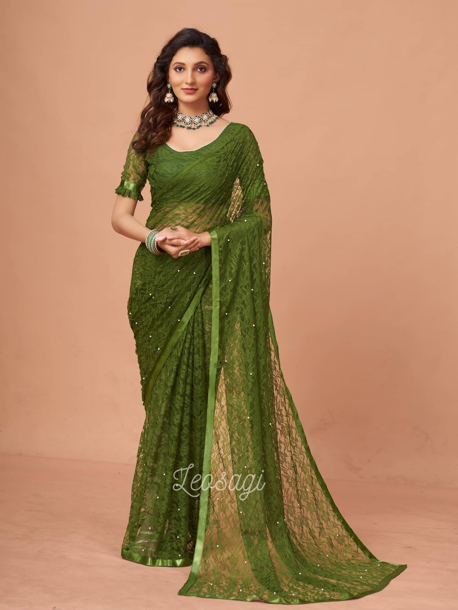     			VERVIZA Net Printed Saree Without Blouse Piece ( Light Green )