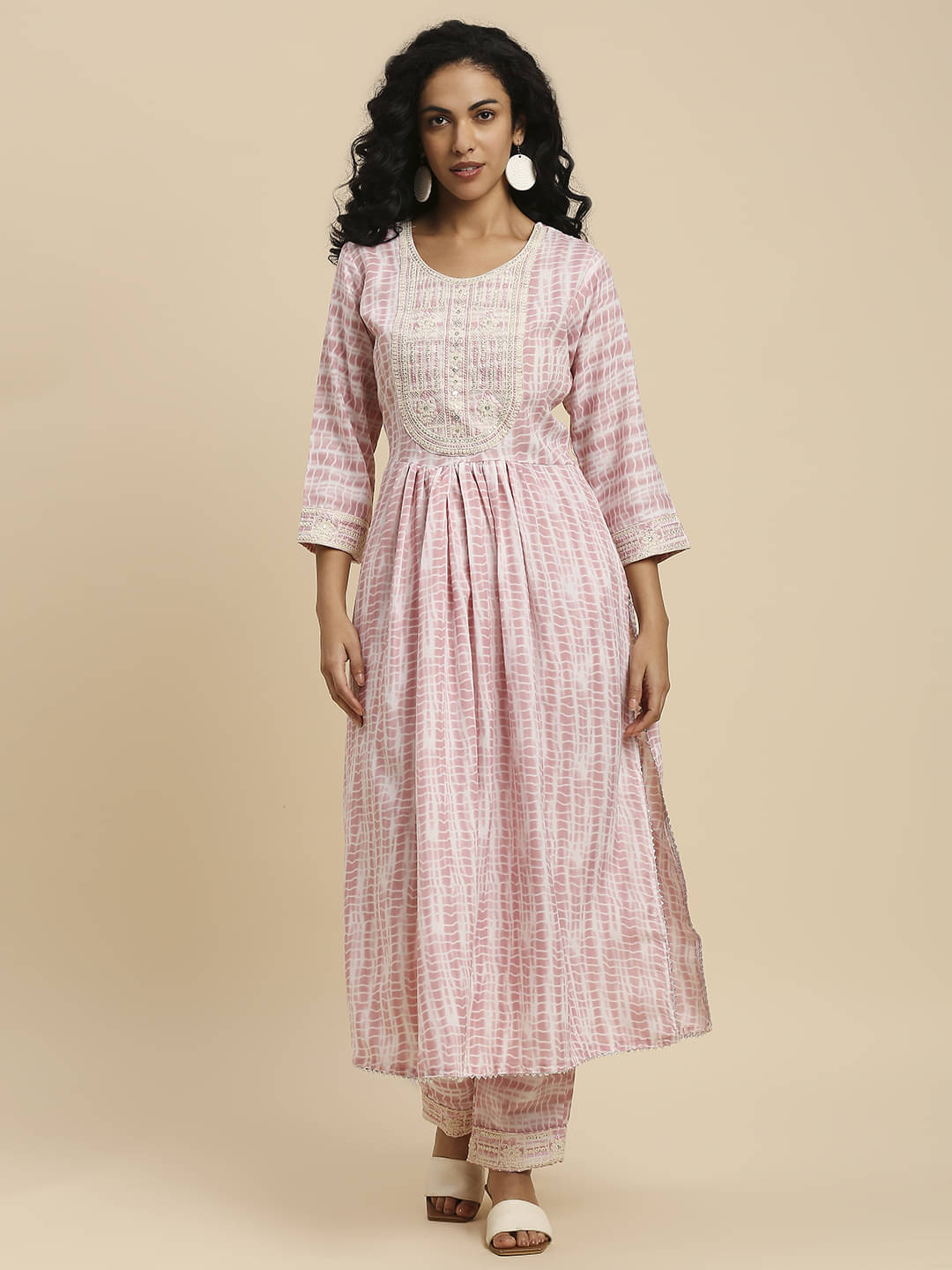gufrina Cotton Blend Embroidered Kurti With Pants Women's Stitched Salwar Suit - Pink ( Pack of 1 ) gufrina Cotton Blend Embroidered Kurti With Pants Women's Stitched Salwar Suit - Pink ( Pack of 1 )