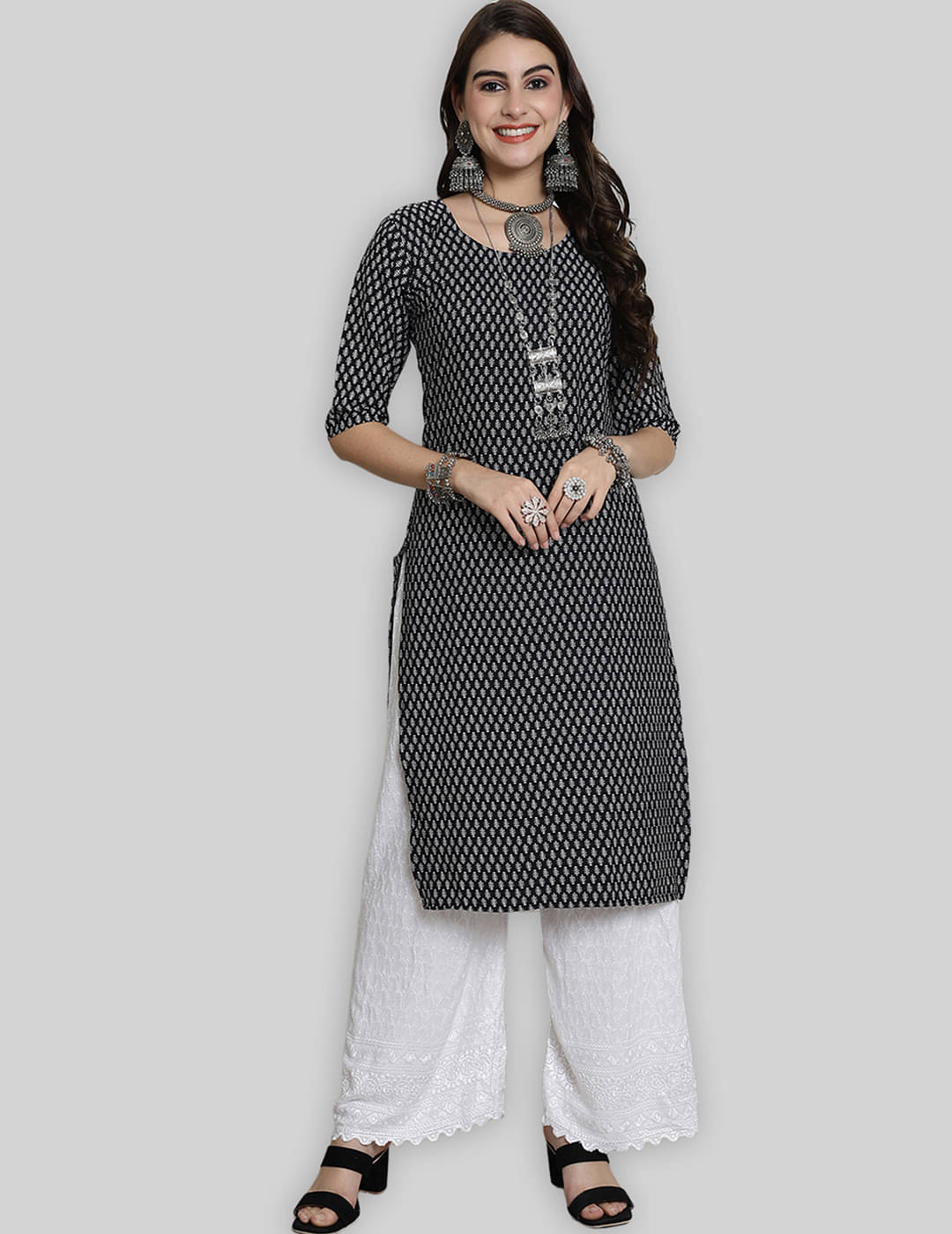 7Threads Crepe Printed Straight Women's Kurti - Black ( Pack of 1 )     			7Threads Crepe Printed Straight Women's Kurti - Black ( Pack of 1 )