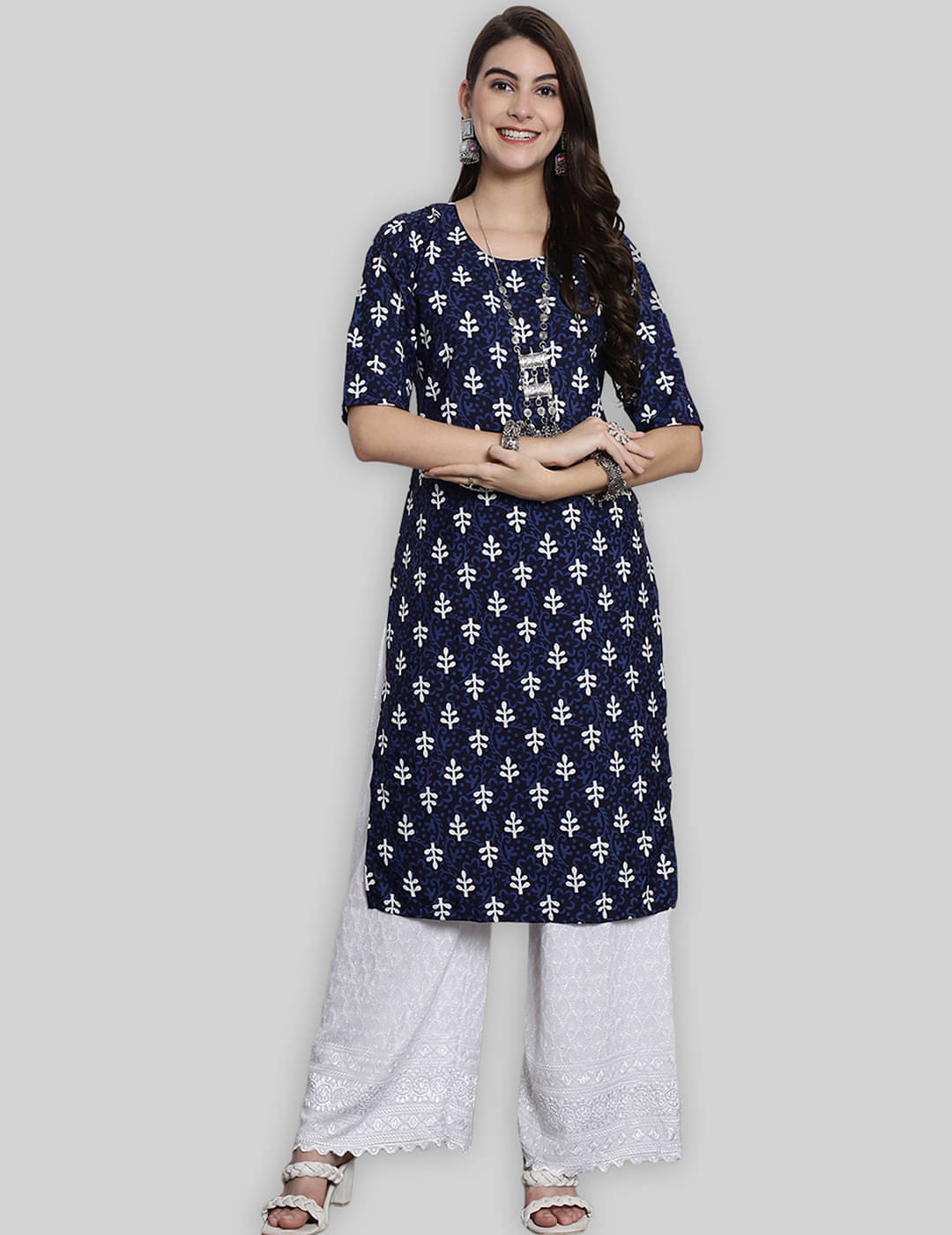 7Threads Crepe Printed Straight Women's Kurti - Blue ( Pack of 1 ) 7Threads Crepe Printed Straight Women's Kurti - Blue ( Pack of 1 )
