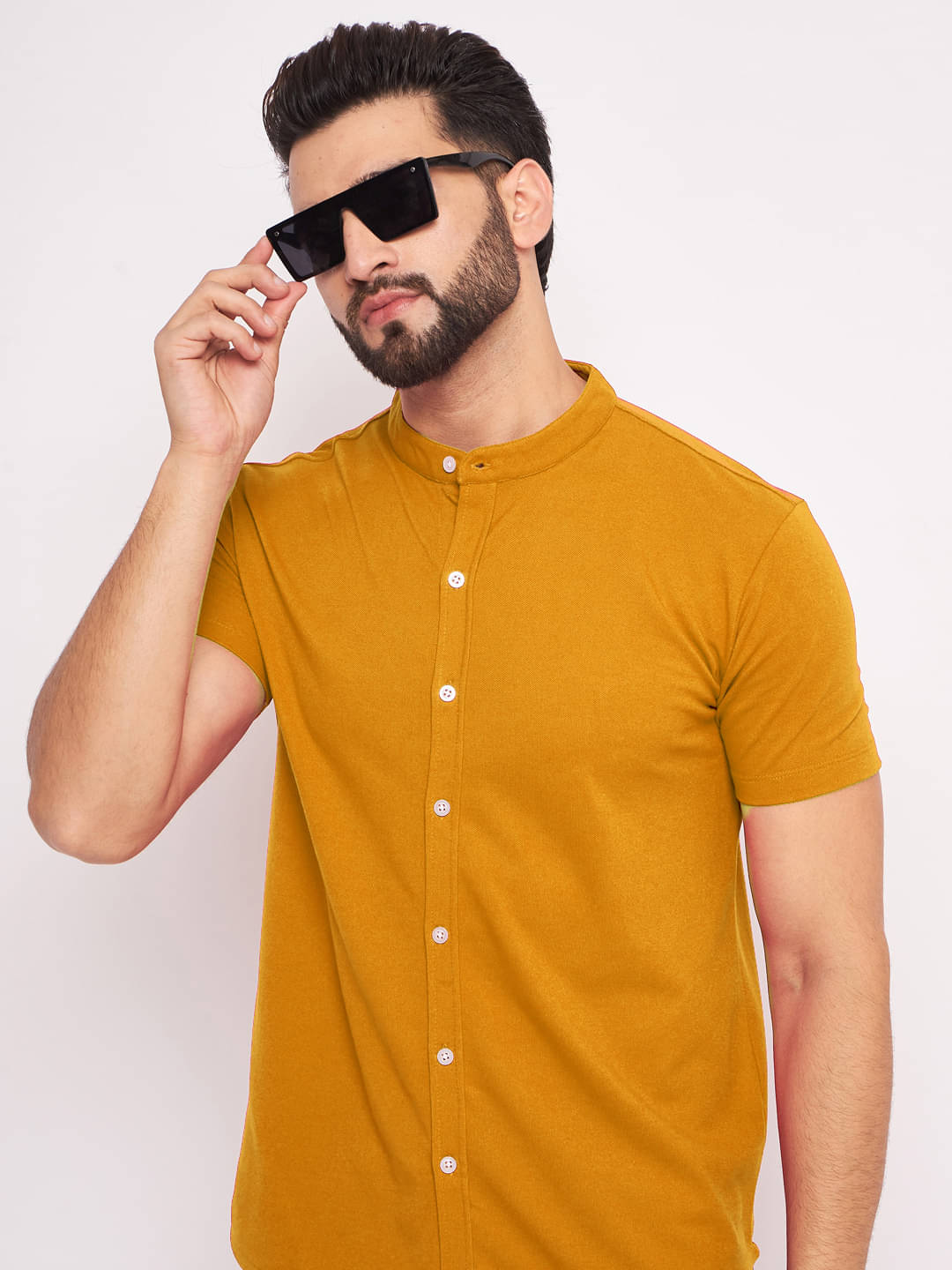     			GET GOLF Cotton Blend Regular Fit Solids Half Sleeves Men's Casual Shirt - Gold ( Pack of 1 )