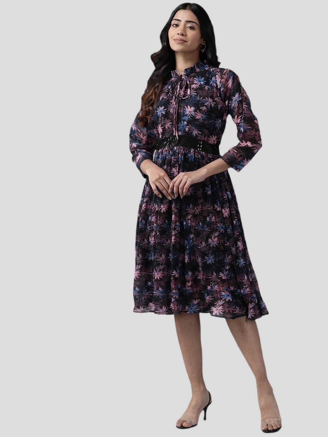 Aarika Women Georgette Printed Fit & Flare Dress ( Black ) Aarika Women Georgette Printed Fit & Flare Dress ( Black )