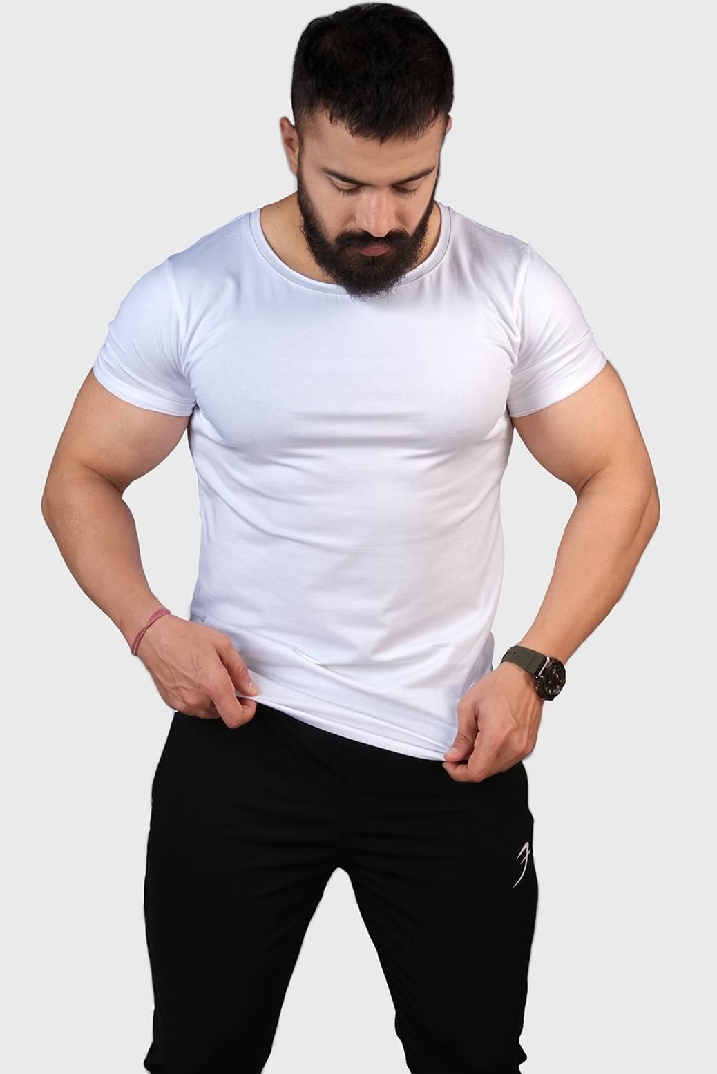 Fuaark White Cotton Slim Fit Men's Sports T-Shirt ( Pack of 1 ) Fuaark White Cotton Slim Fit Men's Sports T-Shirt ( Pack of 1 )