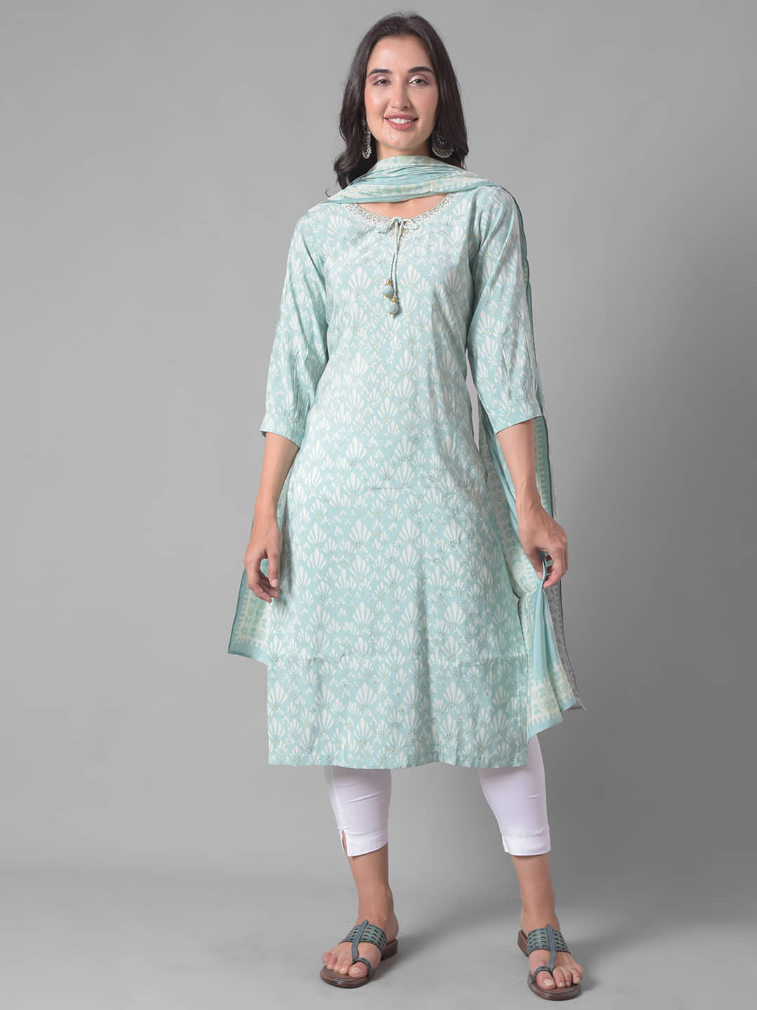     			Dollar Missy Cotton Blend Printed Straight Women's Kurti - Green ( Pack of 1 )