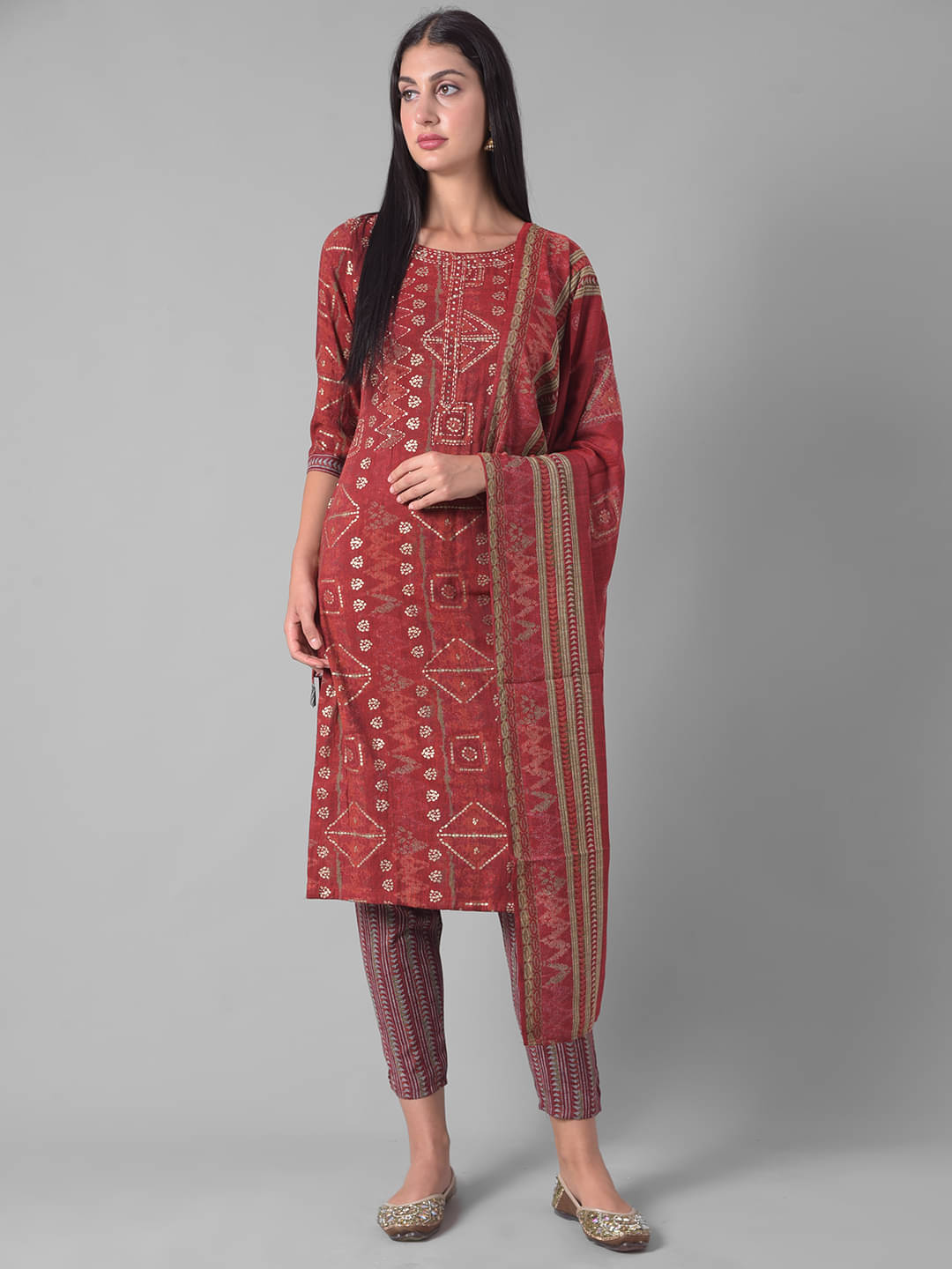 Dollar Missy Cotton Blend Self Design Straight Women's Kurti - Red ( Pack of 1 ) Dollar Missy Cotton Blend Self Design Straight Women's Kurti - Red ( Pack of 1 )