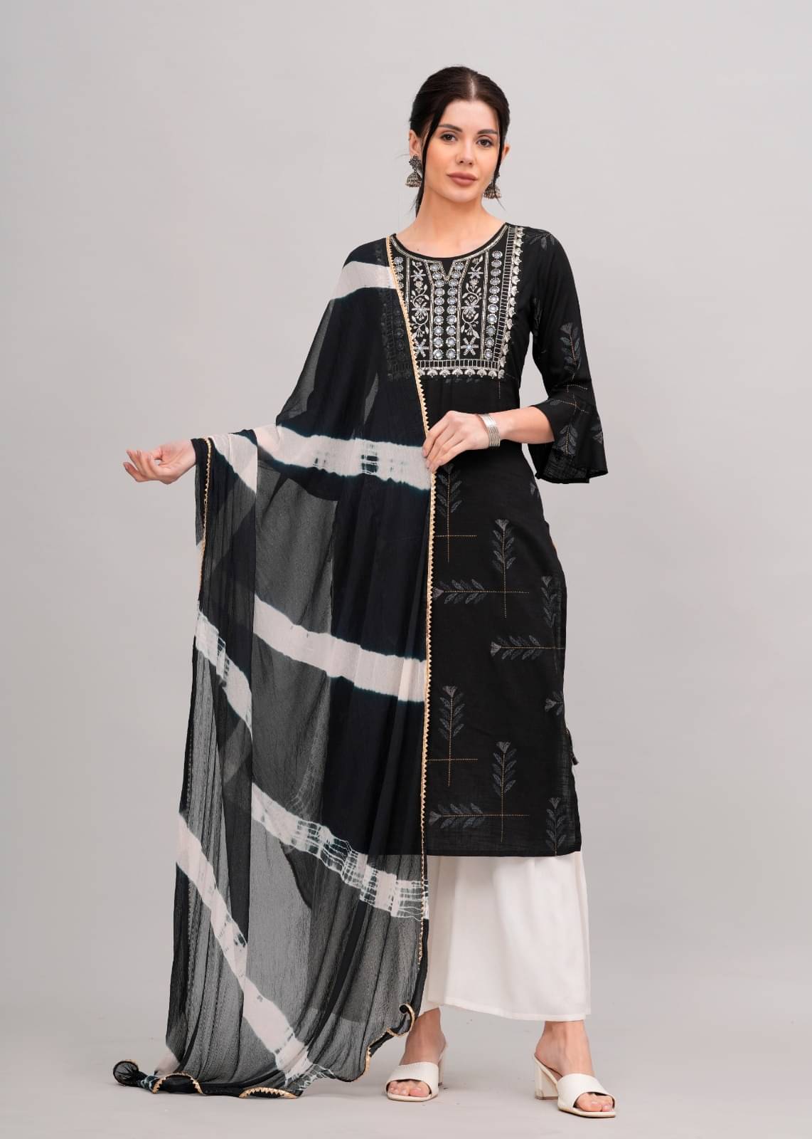     			MAUKA Rayon Printed Kurti With Sharara And Gharara Women's Stitched Salwar Suit - Black ( Pack of 1 )