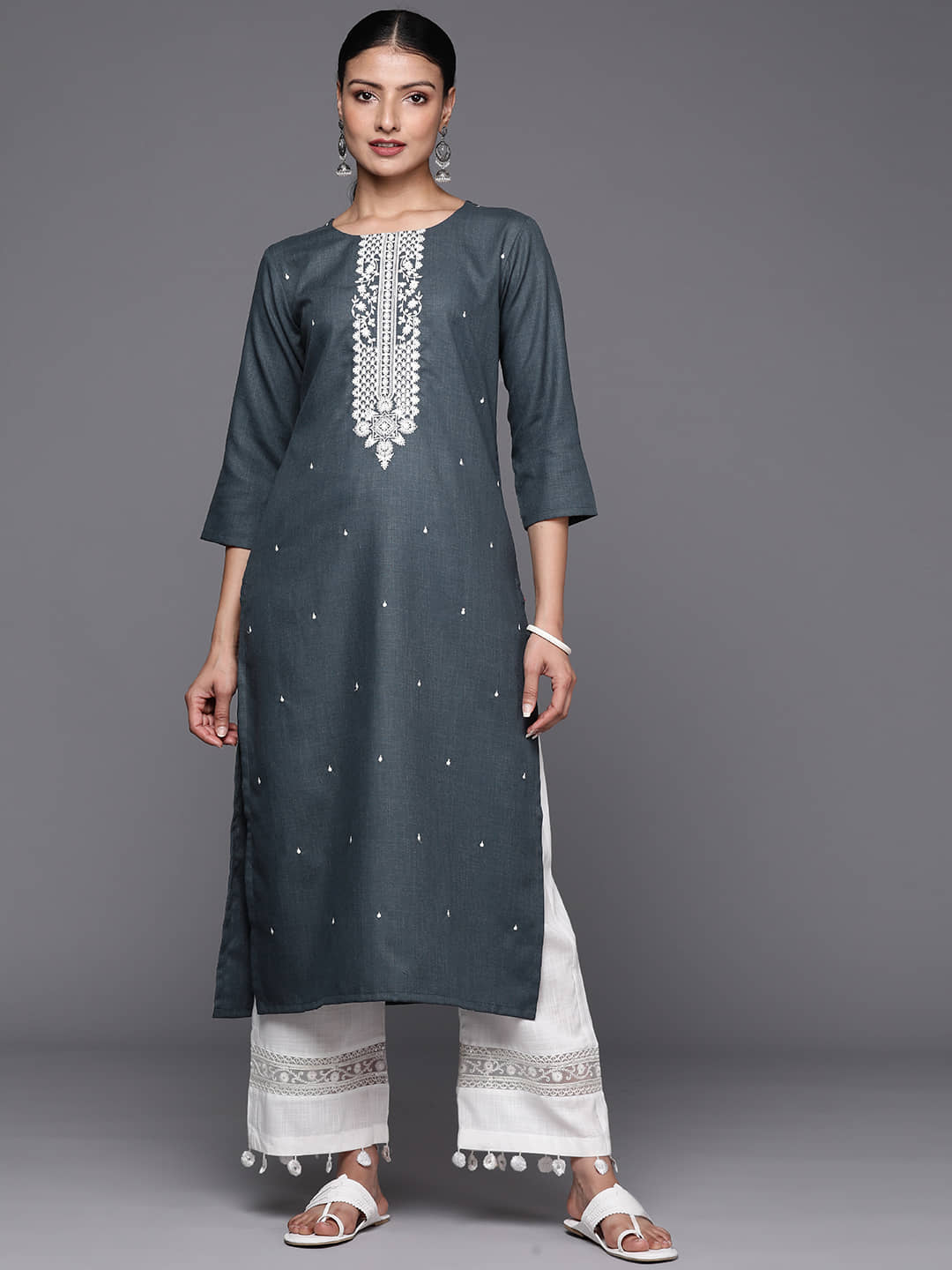 Varanga Cotton Embroidered Straight Women's Kurti - Grey ( Pack of 1 ) - Kurtis, Tunics | Buy online on ZillyBuy