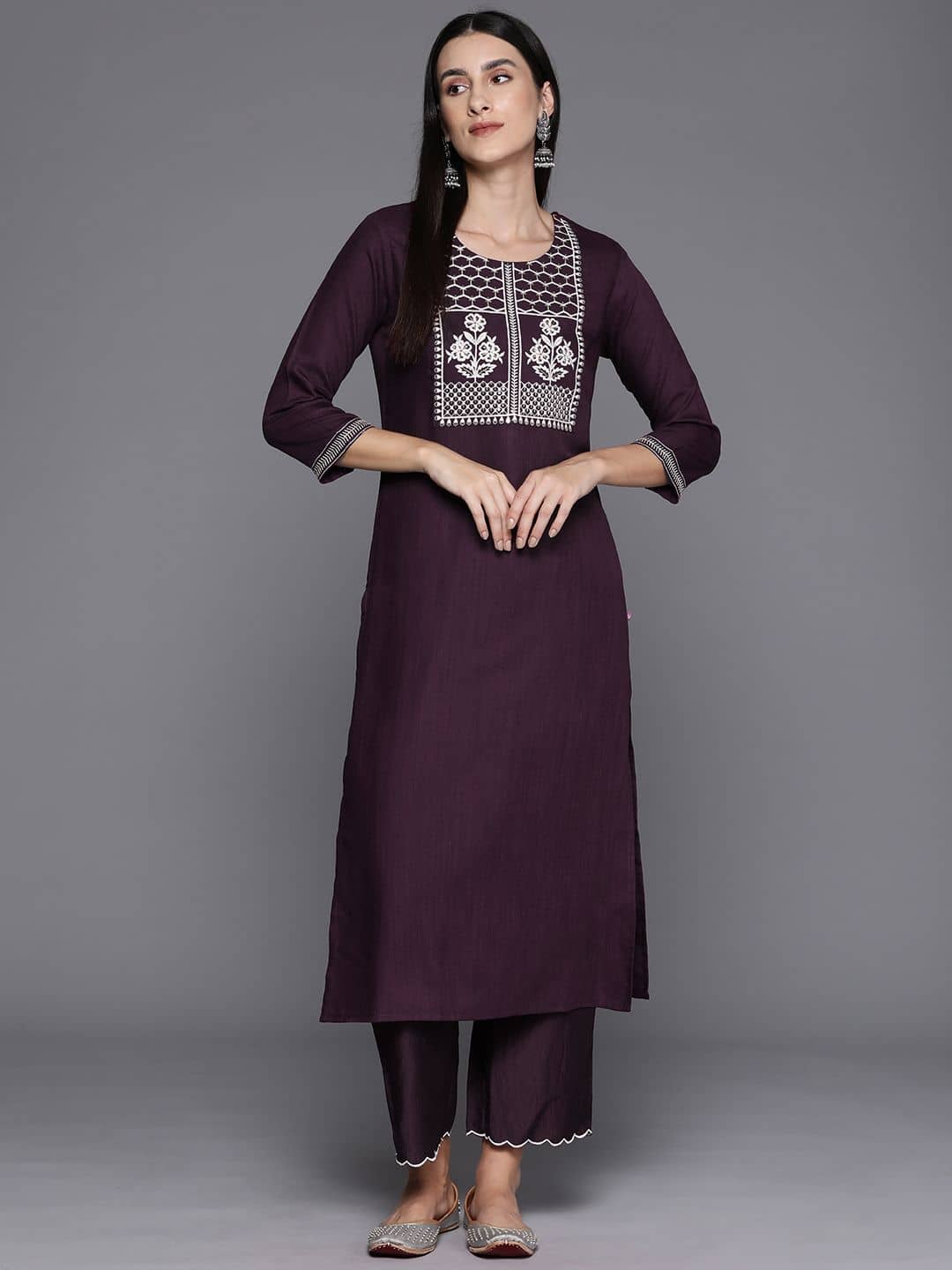 Varanga Viscose Embroidered Straight Women's Kurti - Burgundy ( Pack of 1 ) - Kurtis, Tunics | Buy online on ZillyBuy