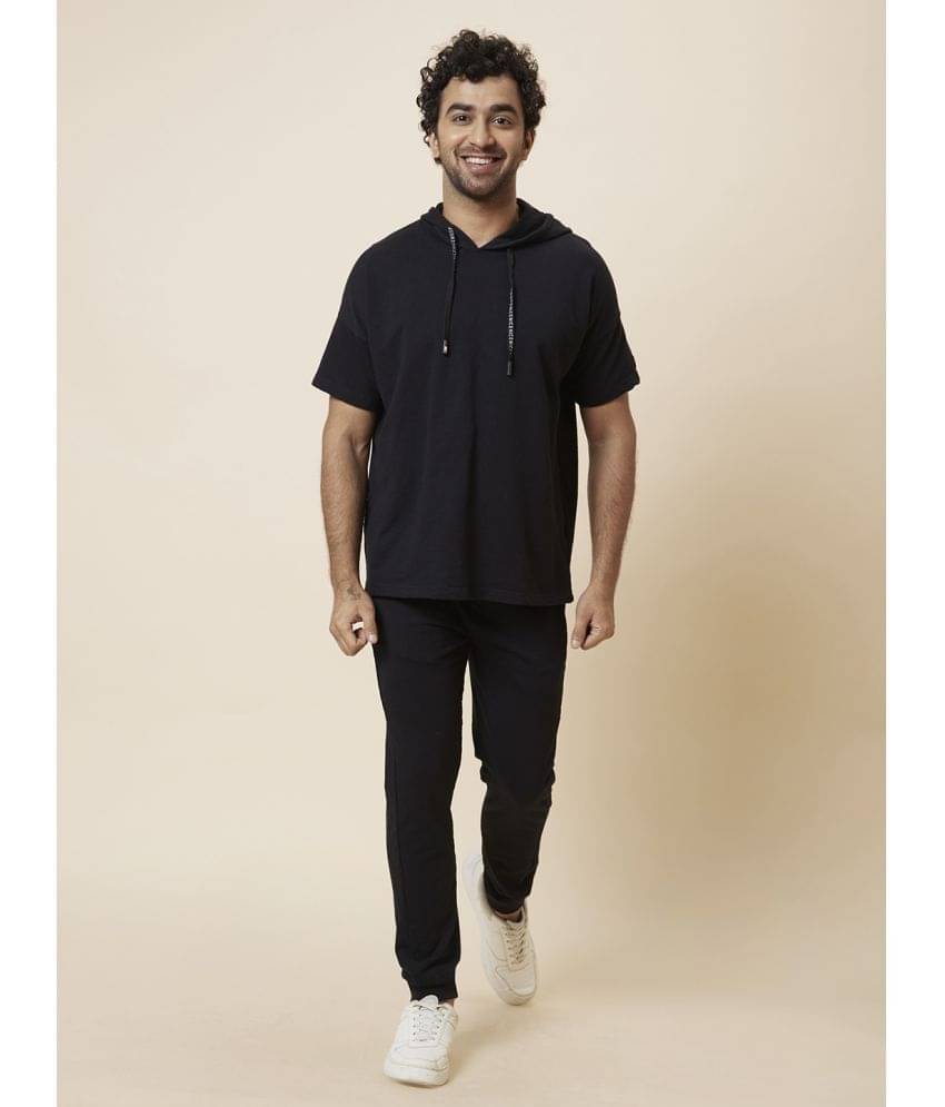     			Globus Black Cotton Regular Fit Men's Tracksuit ( Pack of 1 )