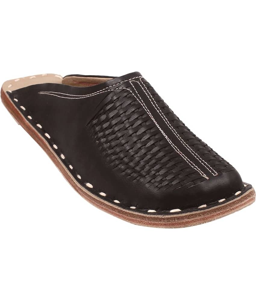 Apratim Black Men's Mule - Ethnic Shoes | Buy online on ZillyBuy