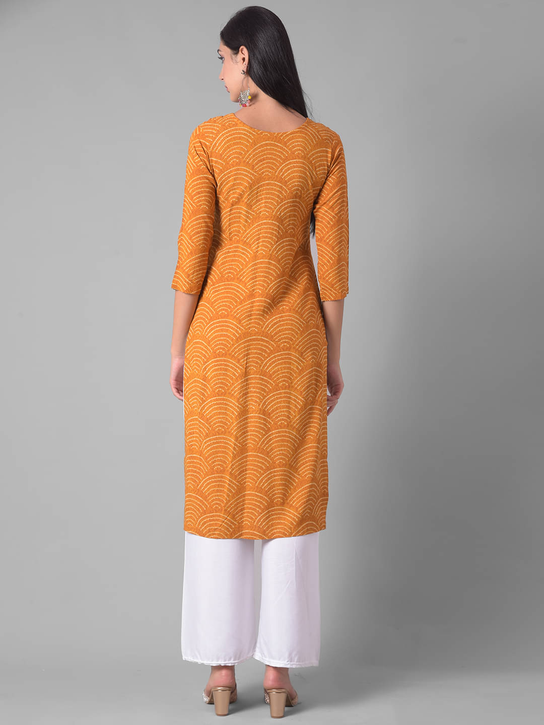 Dollar Missy Cotton Blend Printed Straight Women's Kurti - Yellow ( Pack of 1 )     			Dollar Missy Cotton Blend Printed Straight Women's Kurti - Yellow ( Pack of 1 )