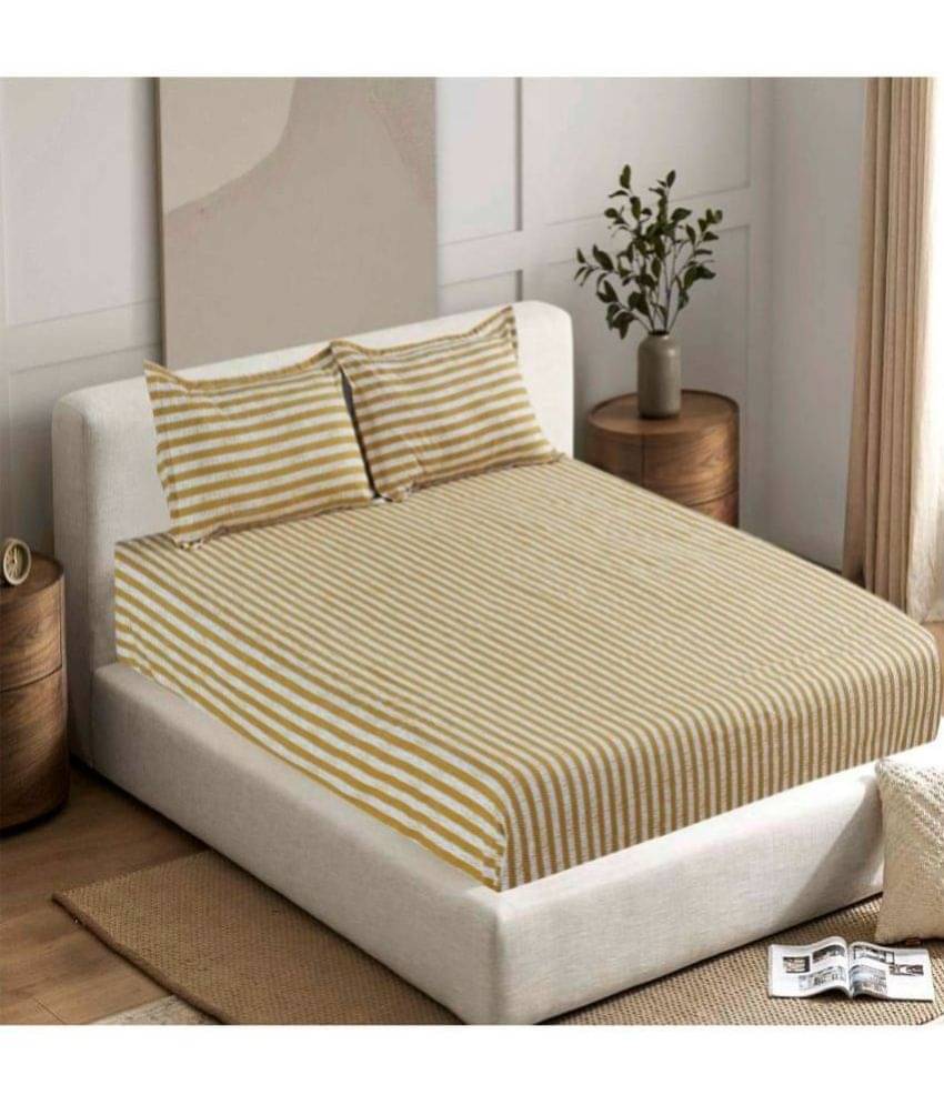     			Valtellina Cotton 1 Double Bedsheet with 2 Pillow Covers ( Yellow )