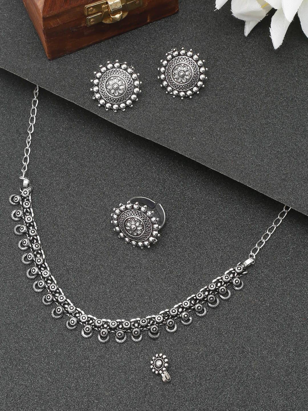 YOUBELLA Silver Body Chain ( Pack of 1 ) - Jewellery Sets | Buy online on ZillyBuy