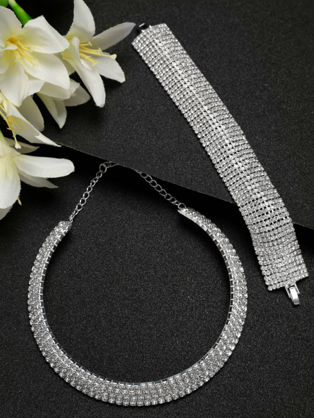     			YOUBELLA Silver Body Chain ( Pack of 1 )