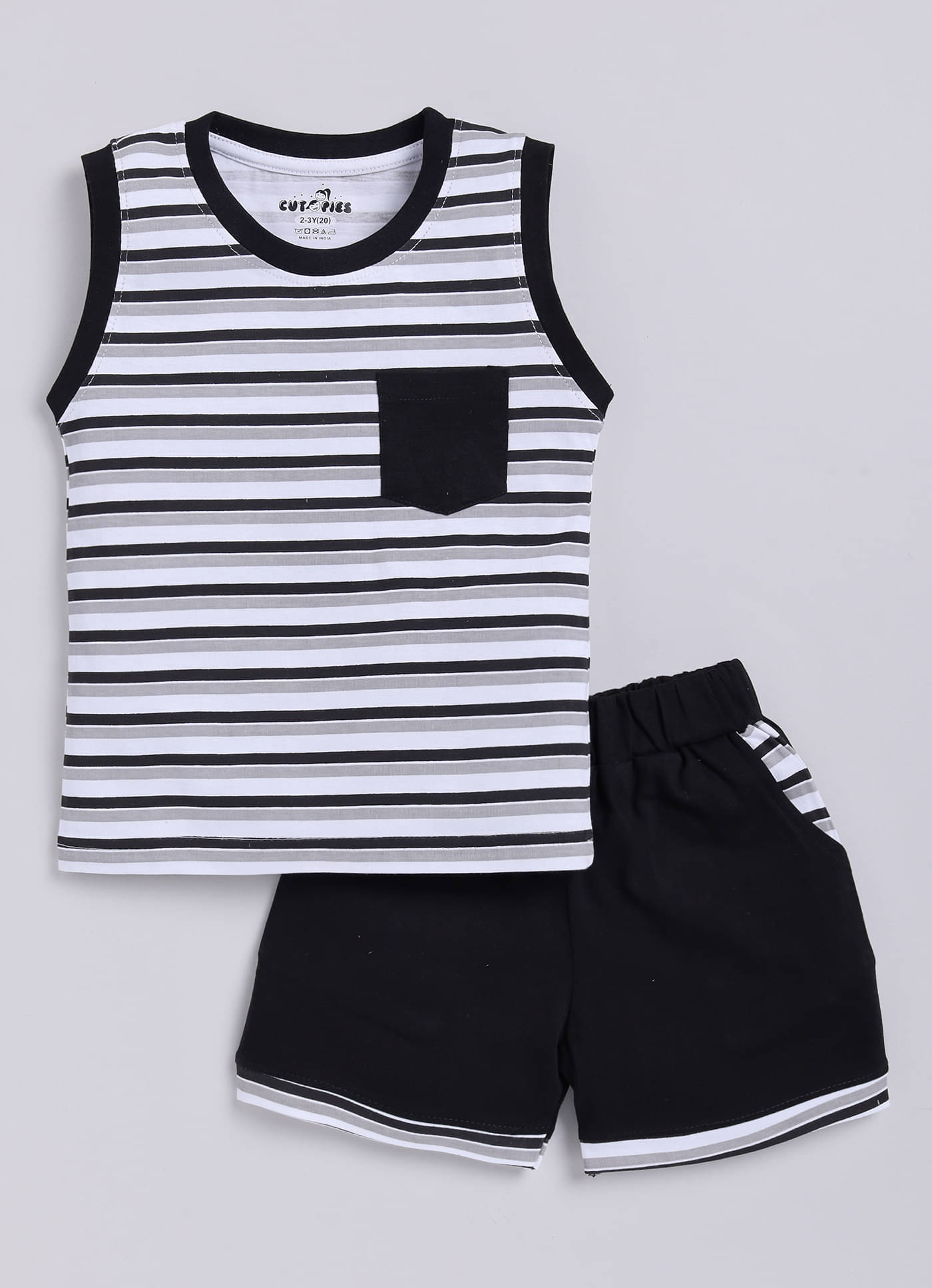     			CUTOPIES Pack of 1 Boys Cotton Blend T-Shirt & Shorts Set ( Black )