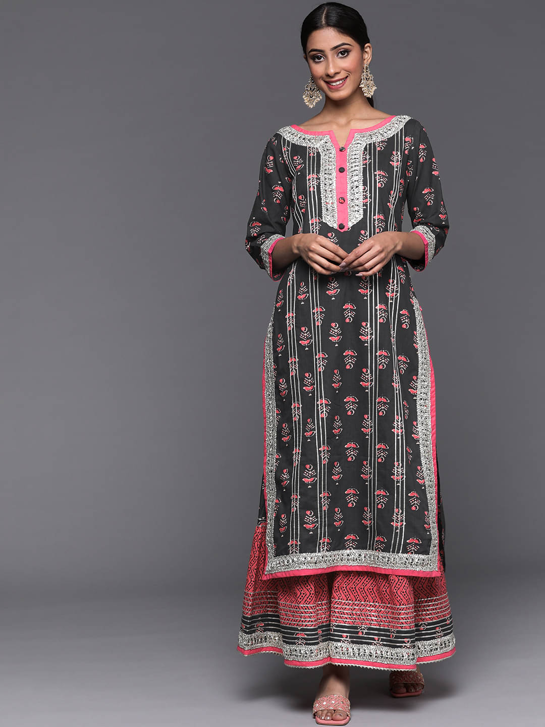     			Varanga Cotton Blend Printed Kurti With Pants Women's Stitched Salwar Suit - Grey ( Pack of 1 )
