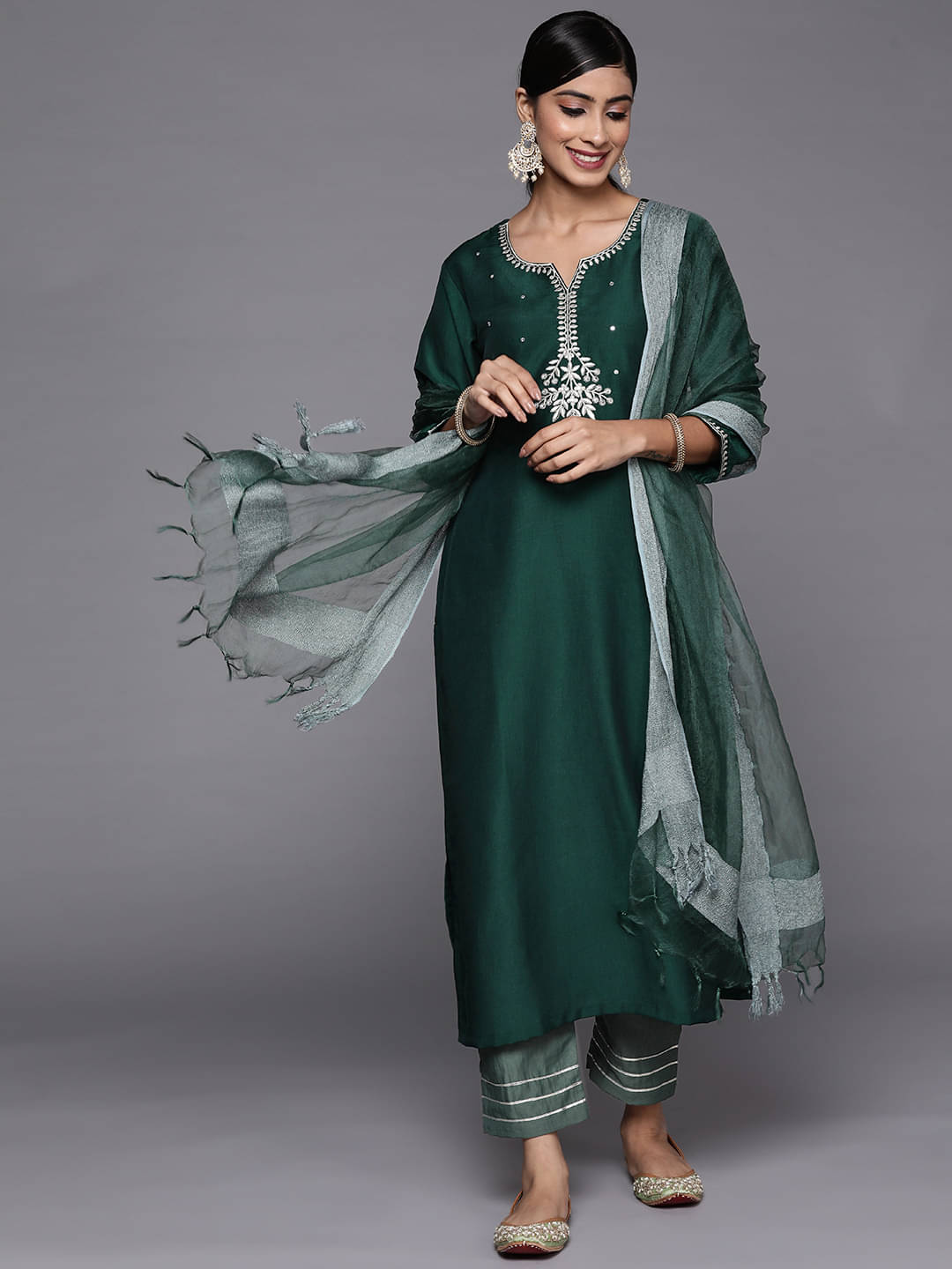 Varanga Silk Blend Embroidered Kurti With Pants Women's Stitched Salwar Suit - Green ( Pack of 1 ) Varanga Silk Blend Embroidered Kurti With Pants Women's Stitched Salwar Suit - Green ( Pack of 1 )