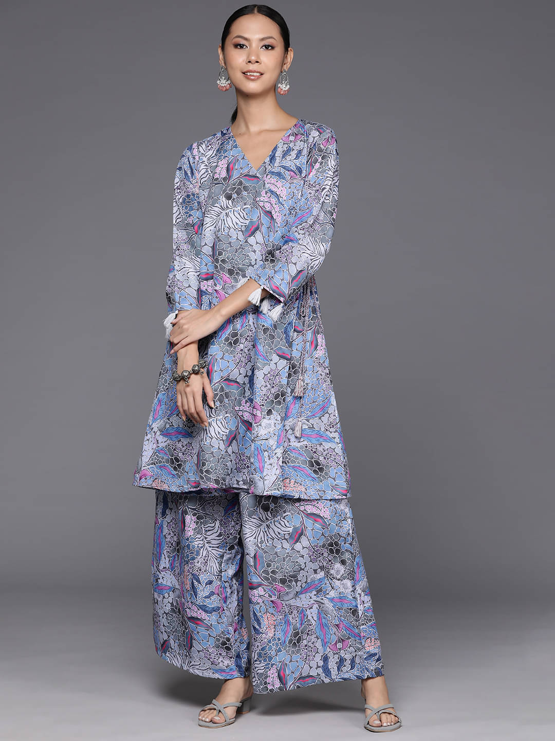     			Varanga Viscose Printed Kurti With Pants Women's Stitched Salwar Suit - Light Grey ( Pack of 1 )