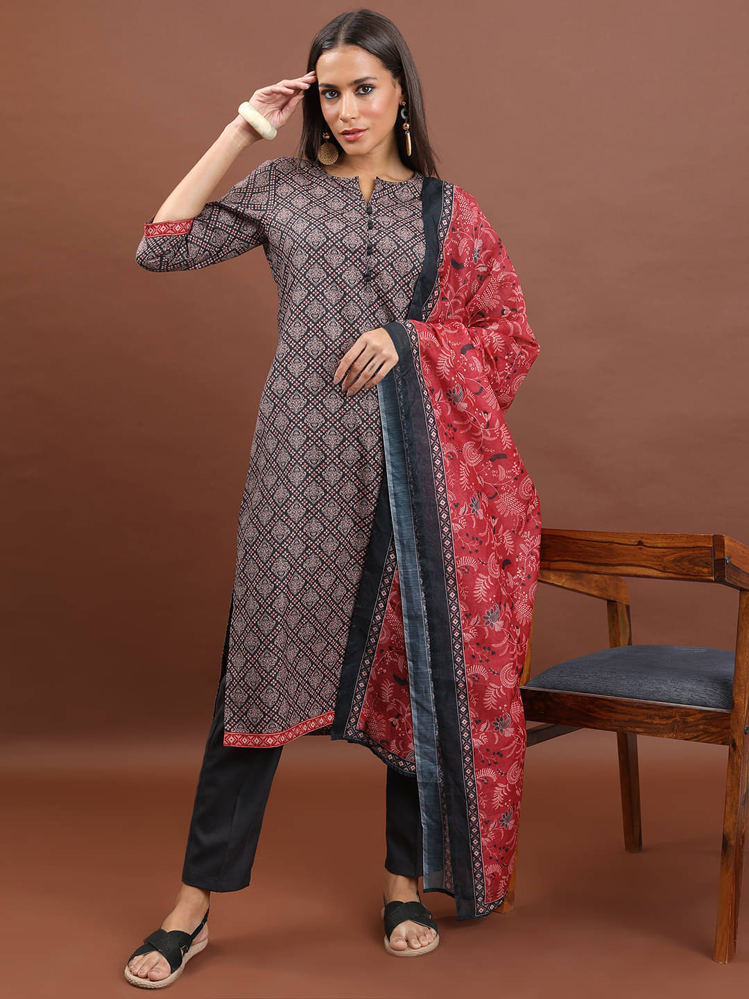 Ketch Polyester Printed Kurti With Pants Women's Stitched Salwar Suit - Black ( Pack of 1 ) Ketch Polyester Printed Kurti With Pants Women's Stitched Salwar Suit - Black ( Pack of 1 )