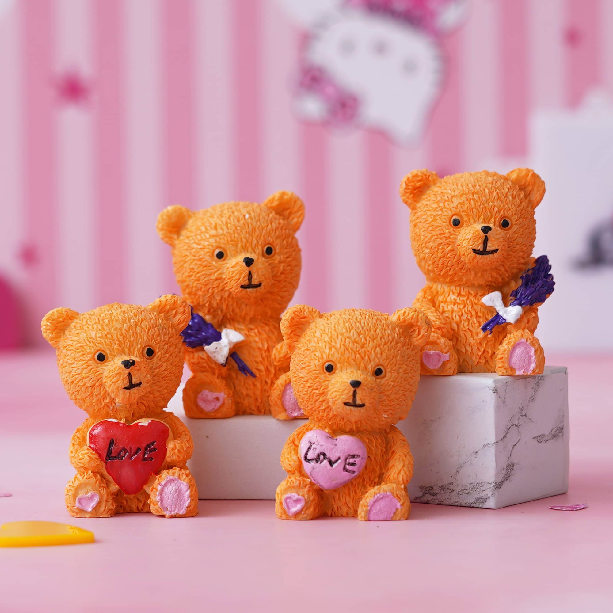     			eCraftIndia Brown 4 Pieces Cute Teddy Bears with Love Heart and Flowers Figurine Showpiece