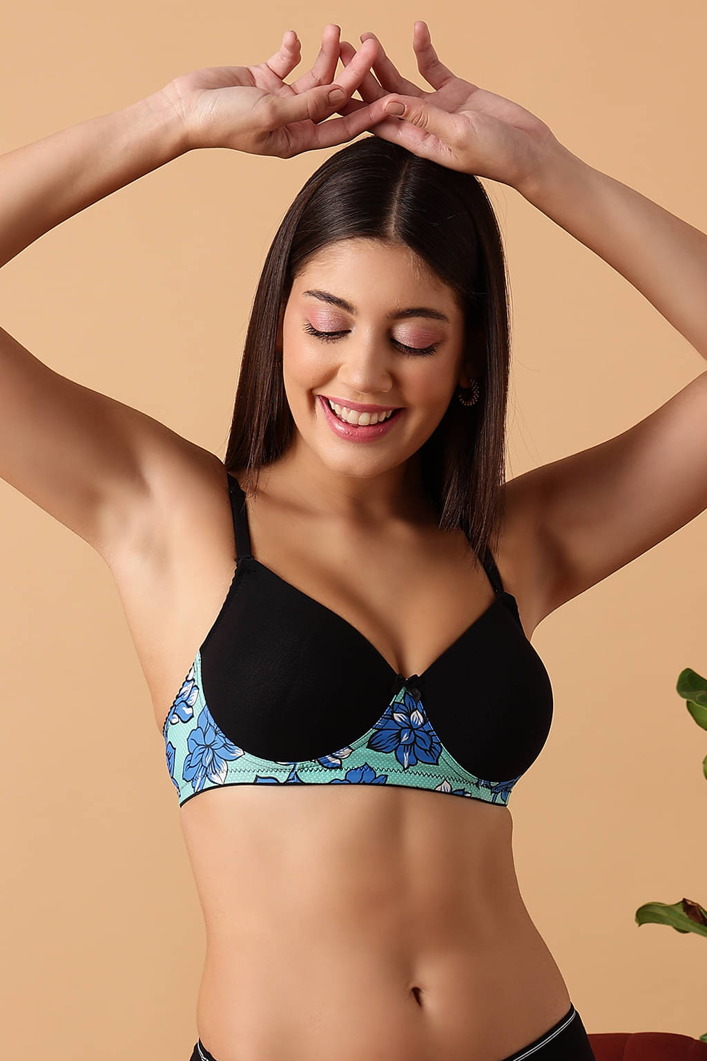 Clovia Nylon Heavily Padded Women's T-Shirt Bra ( Green )     			Clovia Nylon Heavily Padded Women's T-Shirt Bra ( Green )