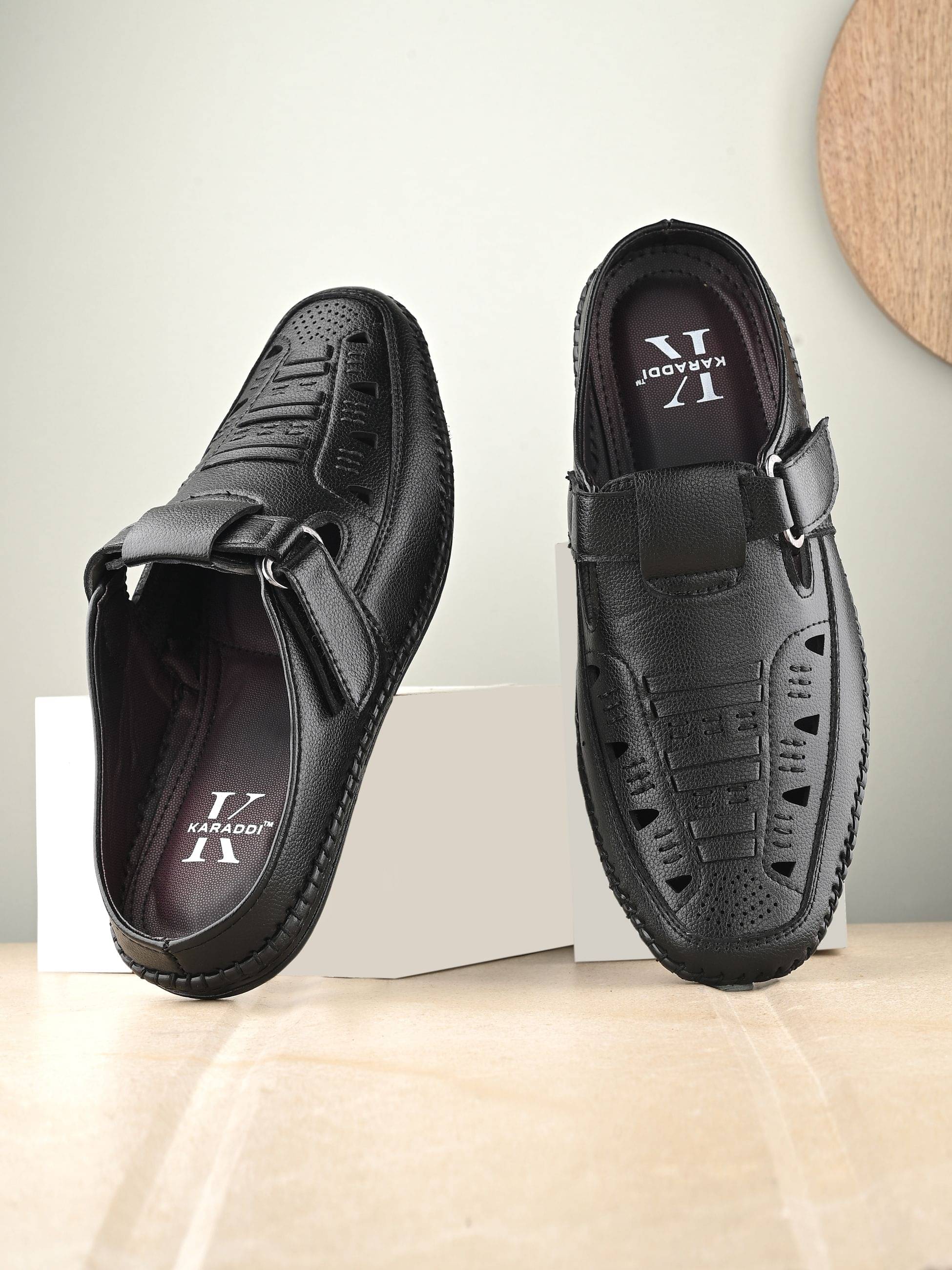     			KARADDI Black Men's Mules Shoes