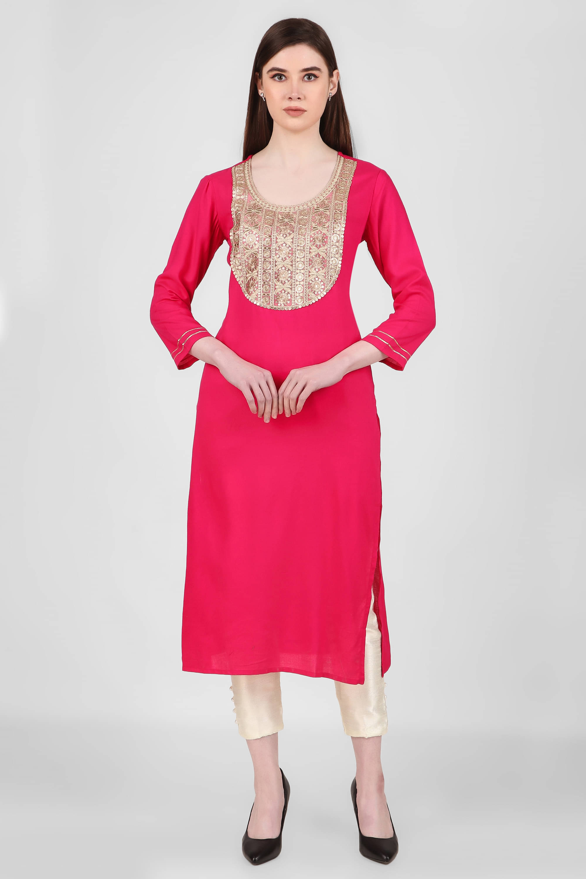     			ravishree Rayon Embellished Straight Women's Kurti - Fluorescent Pink ( Pack of 1 )