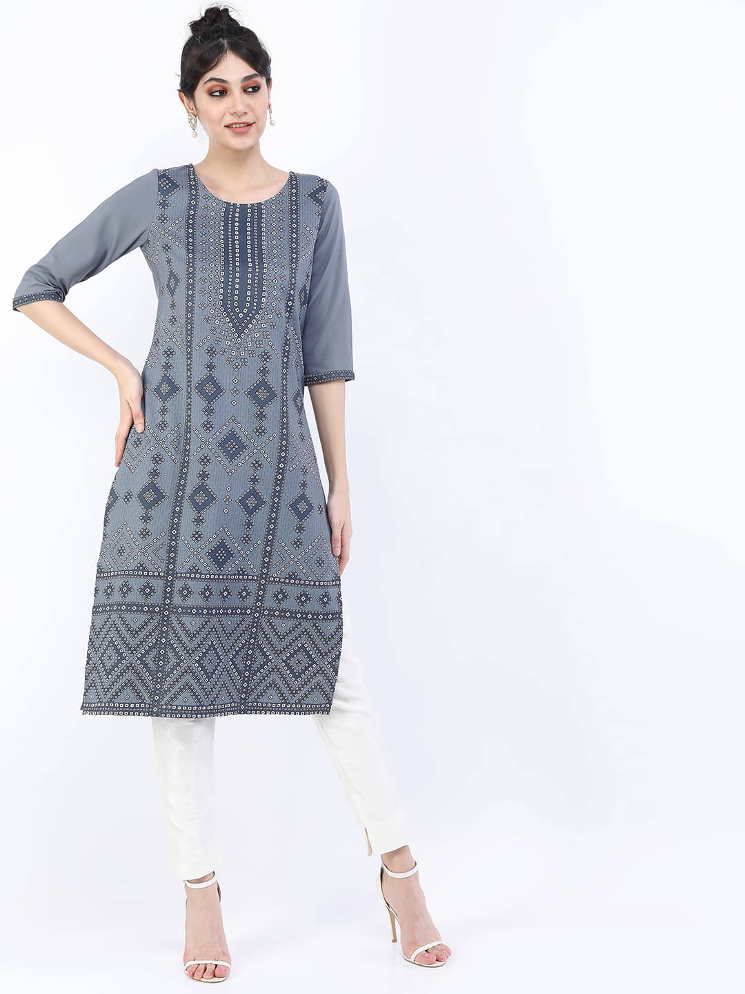 Ketch Polyester Printed Straight Women's Kurti - Grey ( Pack of 1 ) Ketch Polyester Printed Straight Women's Kurti - Grey ( Pack of 1 )