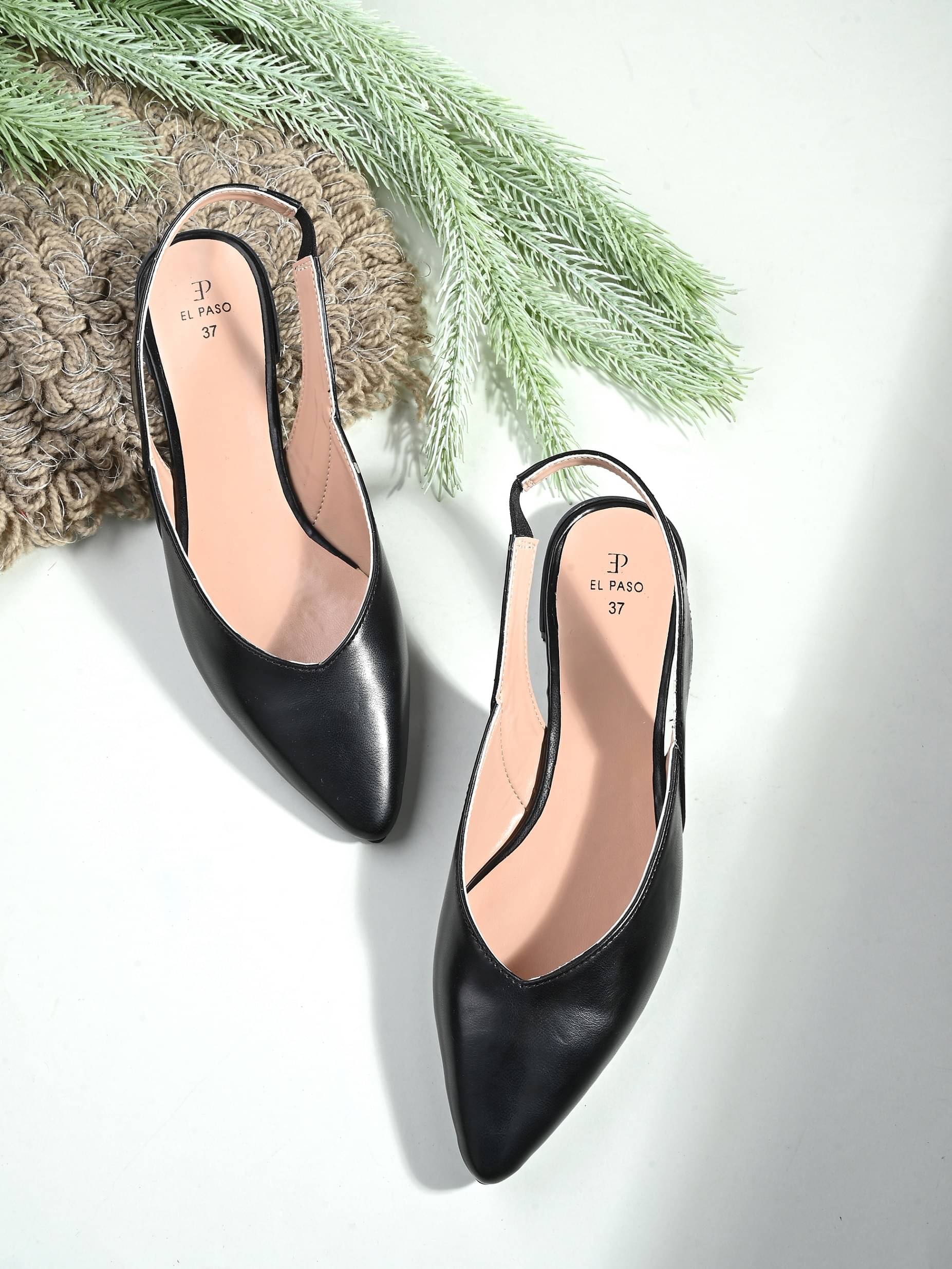 El Paso Black Women's Flats El Paso Black Women's Flats