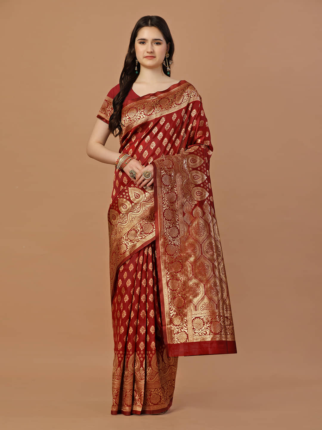 LEELAVATI Banarasi Silk Embellished Saree With Unstitched Blouse Piece ( Red ) - Sarees | Buy online on ZillyBuy