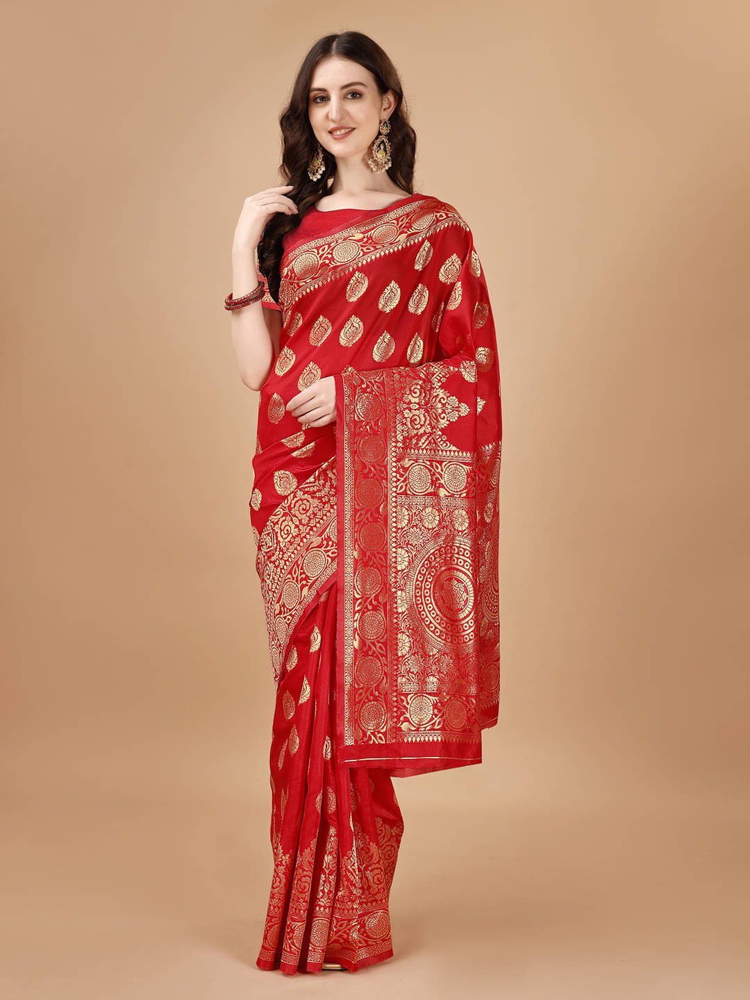     			LEELAVATI Banarasi Silk Embellished Saree With Unstitched Blouse Piece ( Red )