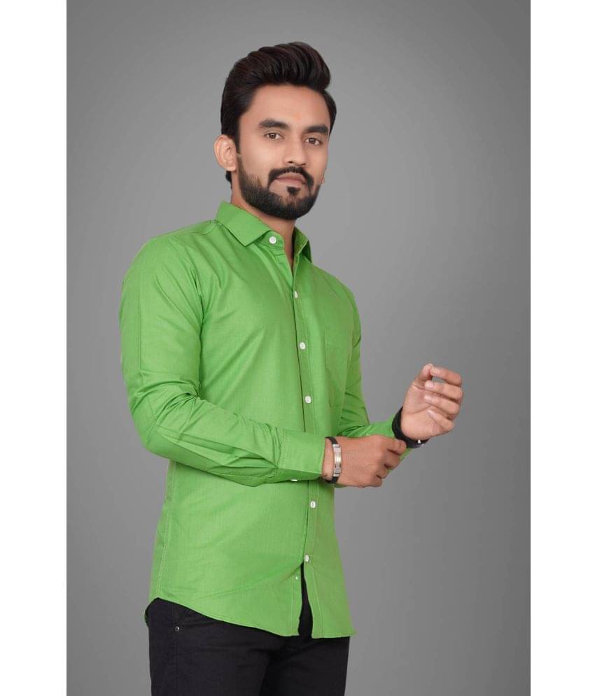     			VERTUSY Cotton Blend Regular Fit Solids Full Sleeves Men's Casual Shirt - Green ( Pack of 1 )