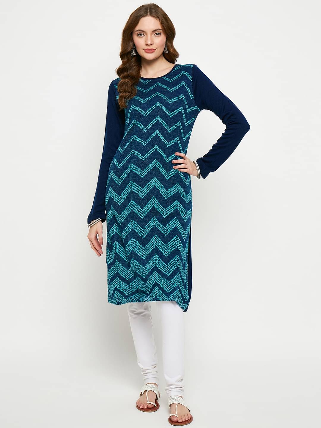     			VIAZAA Woollen Printed Straight Women's Kurti - Navy ( Pack of 1 )