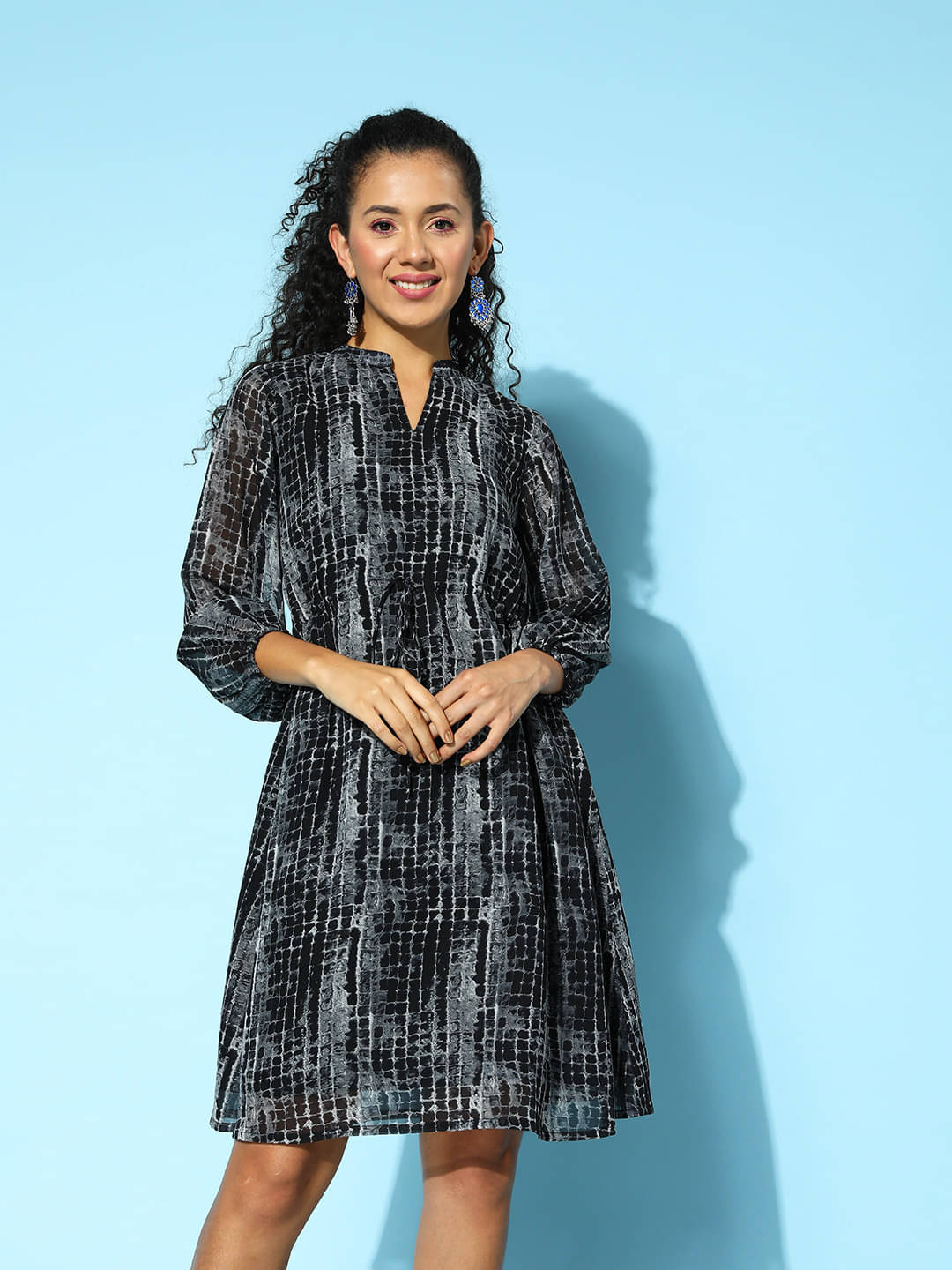     			Varanga Georgette Printed Midi Women's Asymmetric Dress - Black ( Pack of 1 )