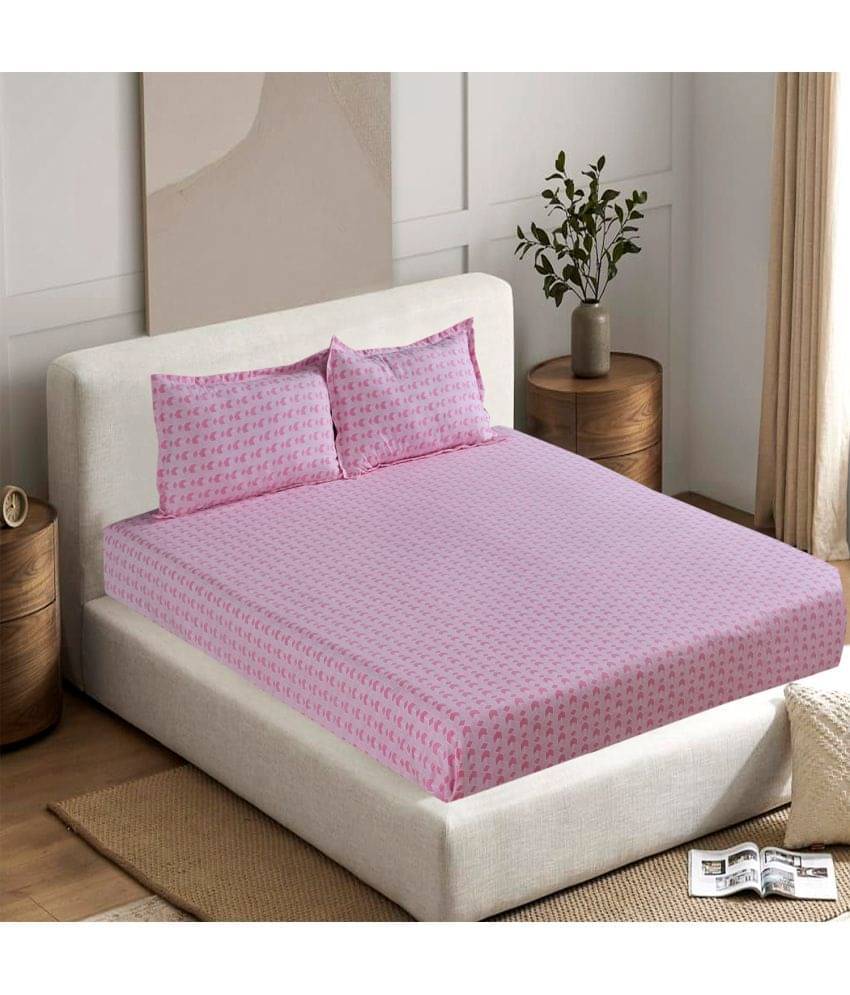 Welhouse India Cotton 1 Double Bedsheet with 2 Pillow Covers ( Pink ) Welhouse India Cotton 1 Double Bedsheet with 2 Pillow Covers ( Pink )